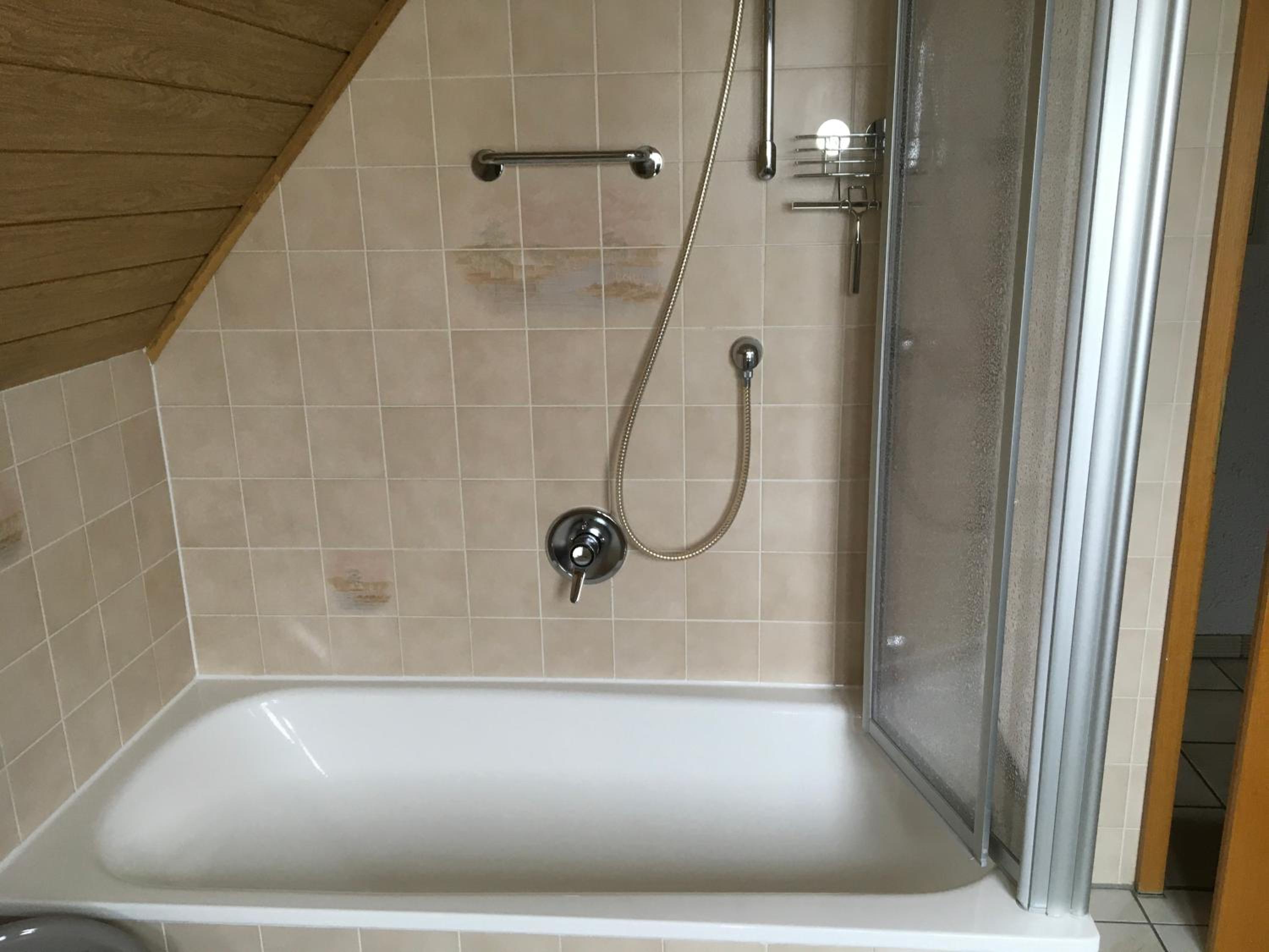 Two-Bedroom Apartment - Photo 16