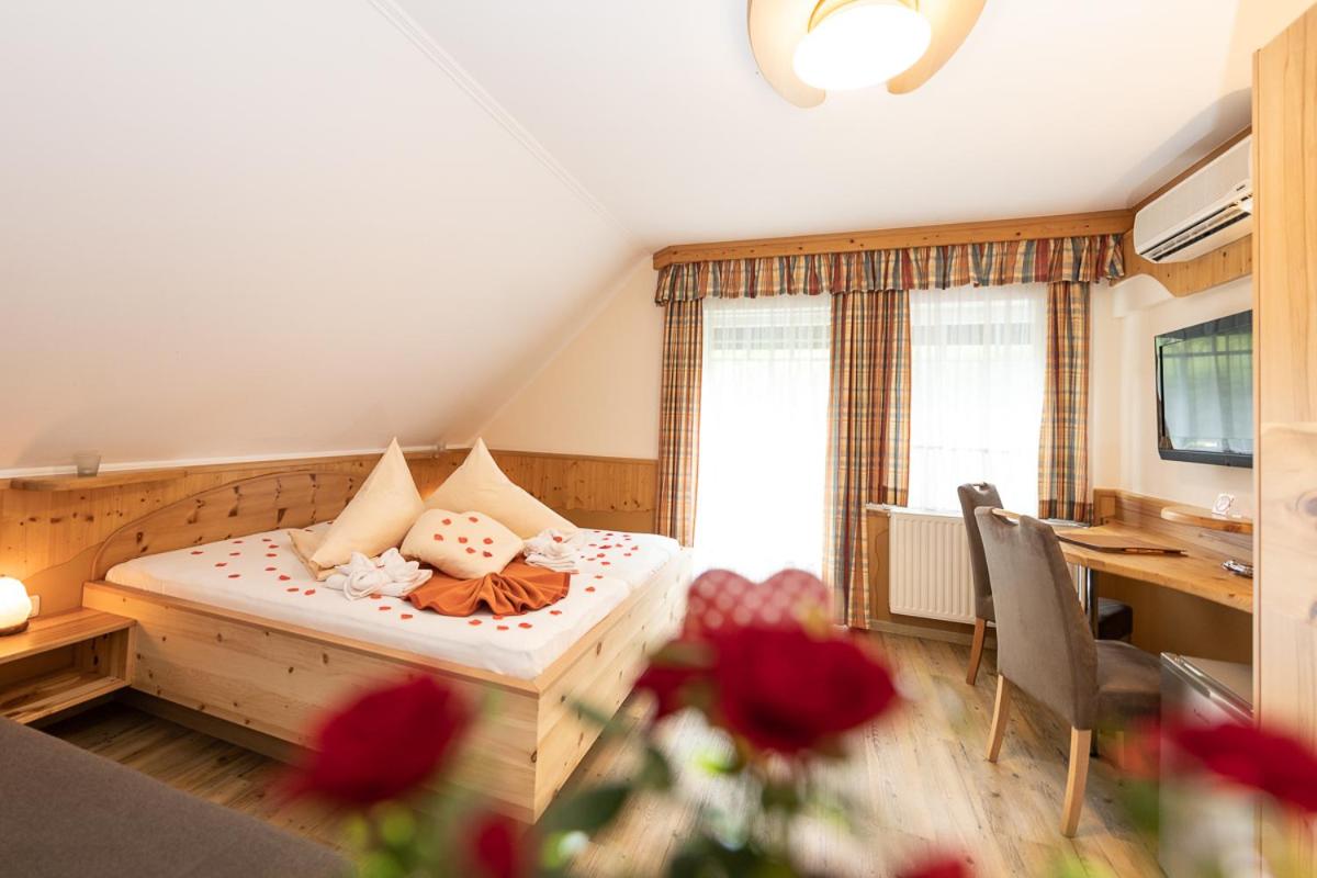 Classic Double Room photo 2