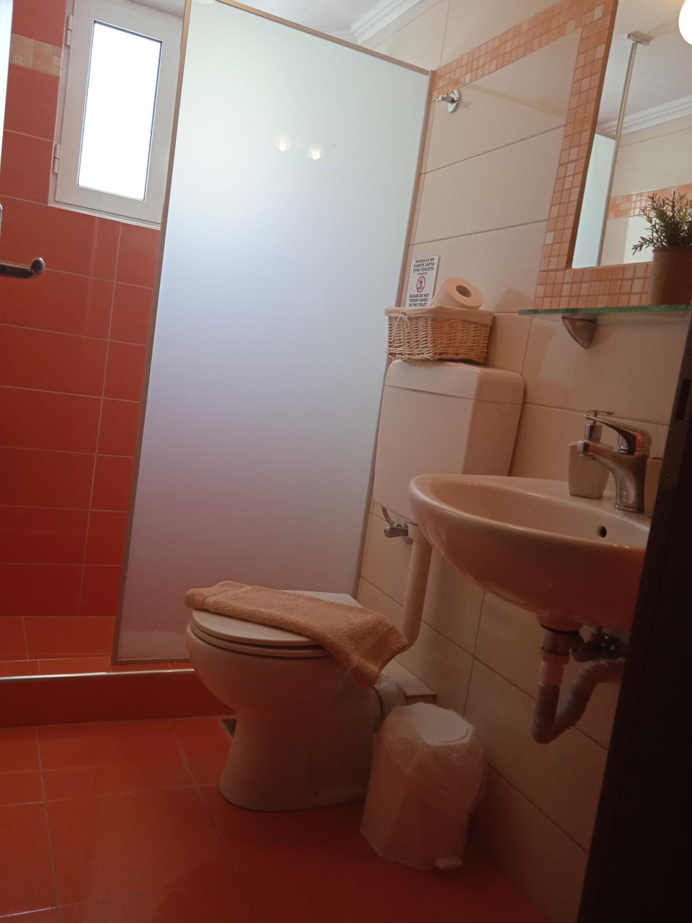 Apartment with Sea View - Photo 12