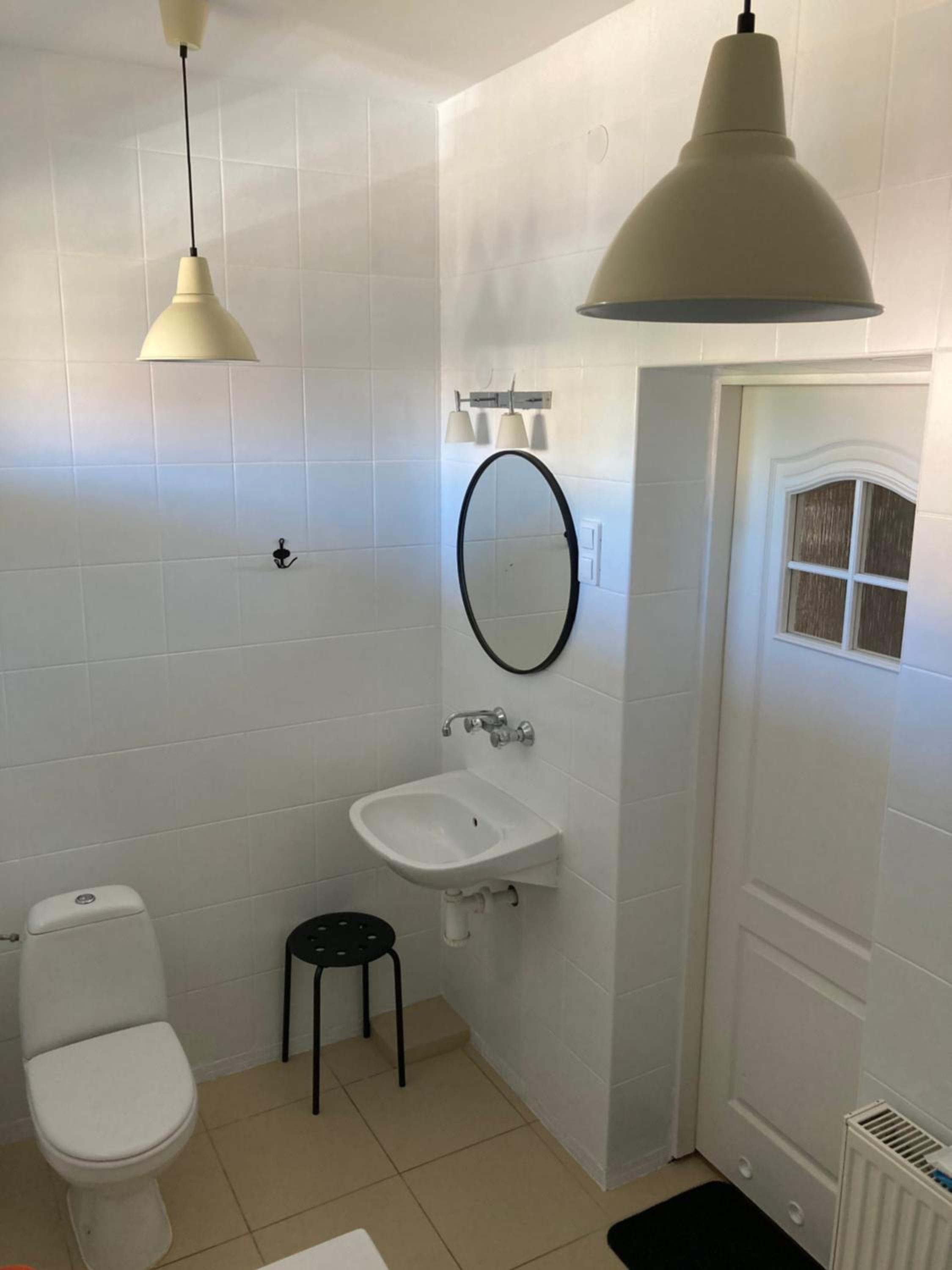Single Room with Shared Bathroom photo 2