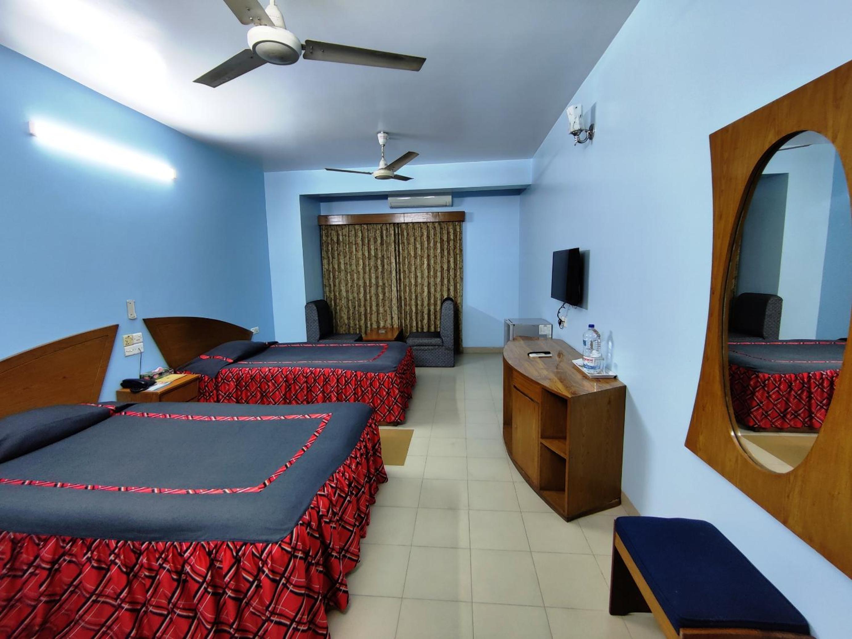 Premium Double or Twin Room photo 3