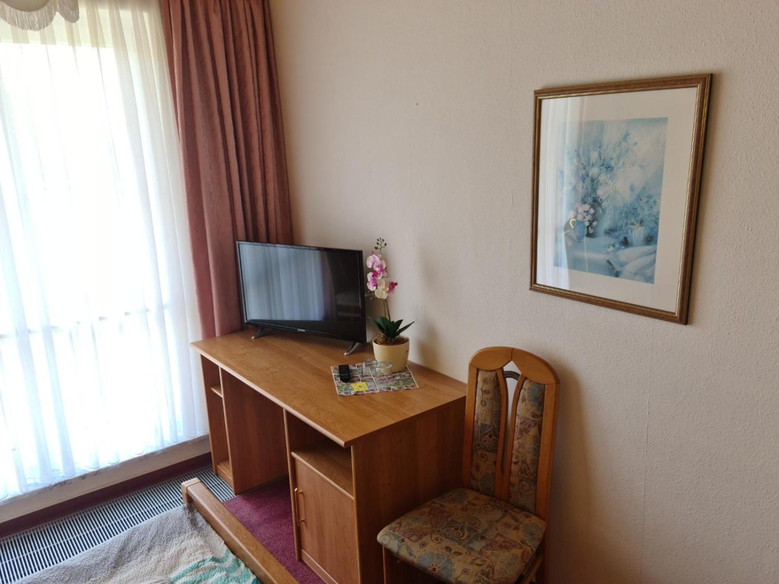 Double Room photo 3