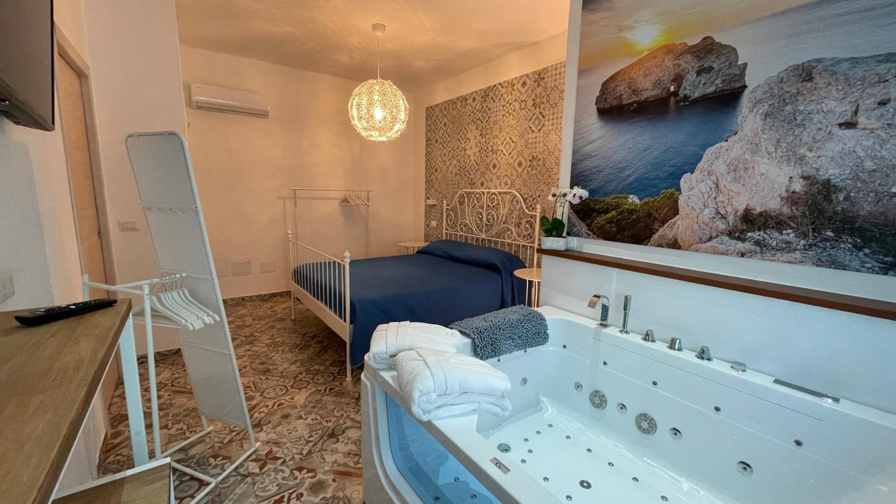Double Room with Spa Bath
