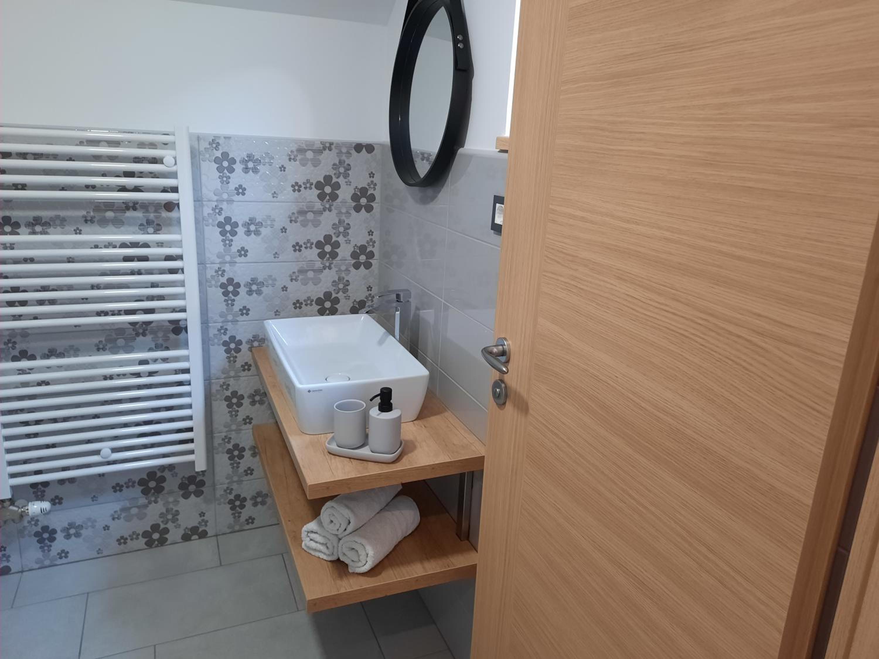 Two-Bedroom Apartment with Terrace photo 2