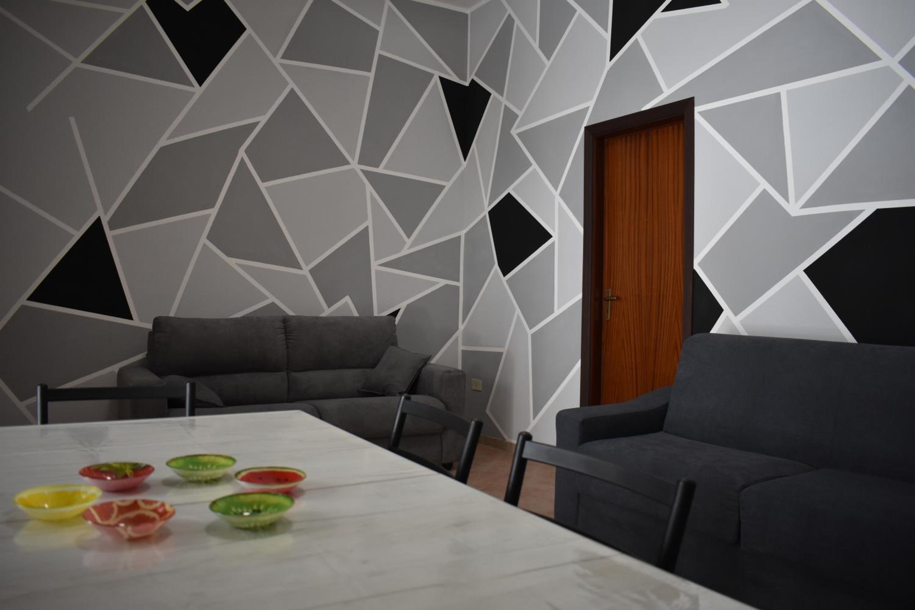 One-Bedroom House - Photo 10