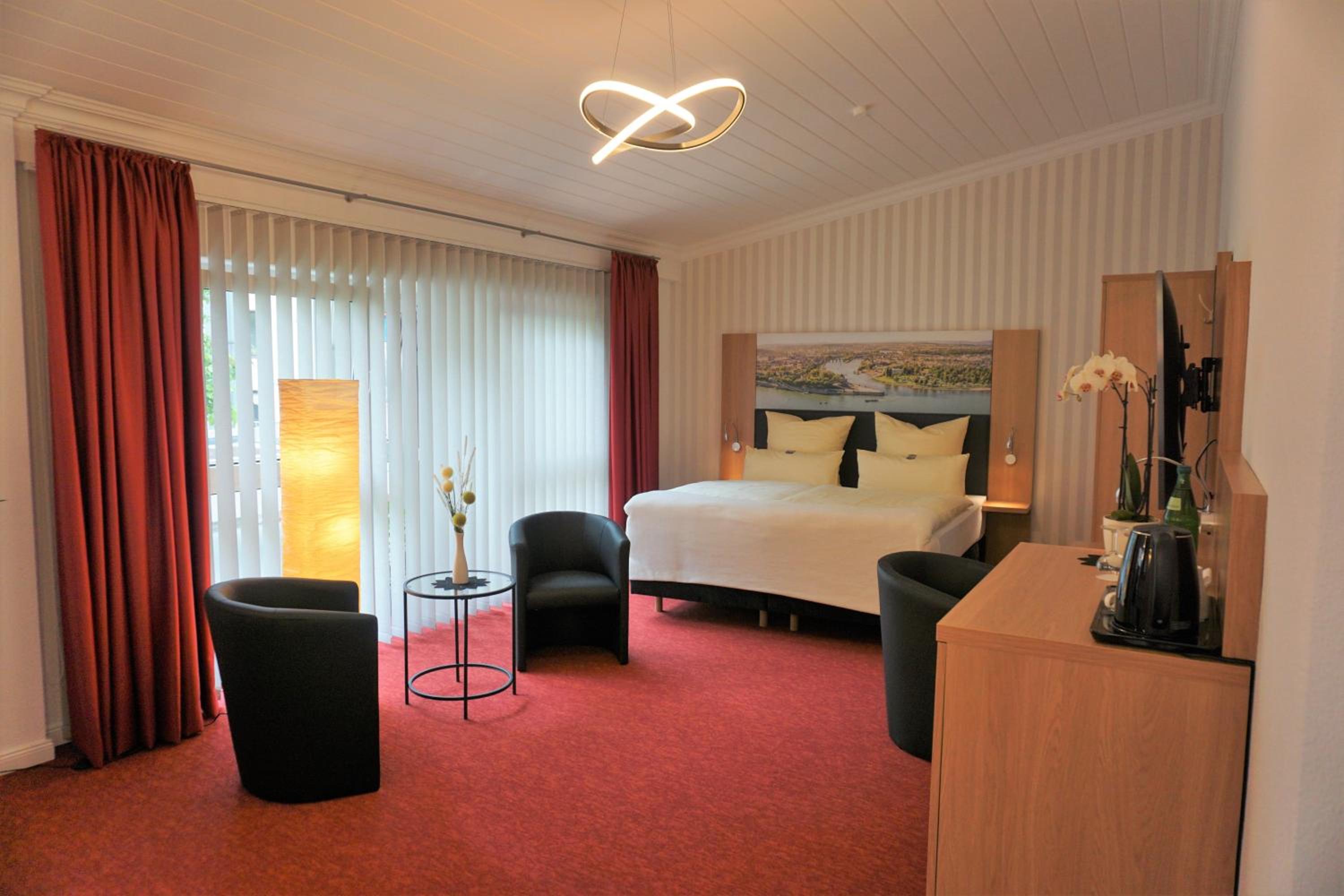 Large Comfort Double Room photo 2