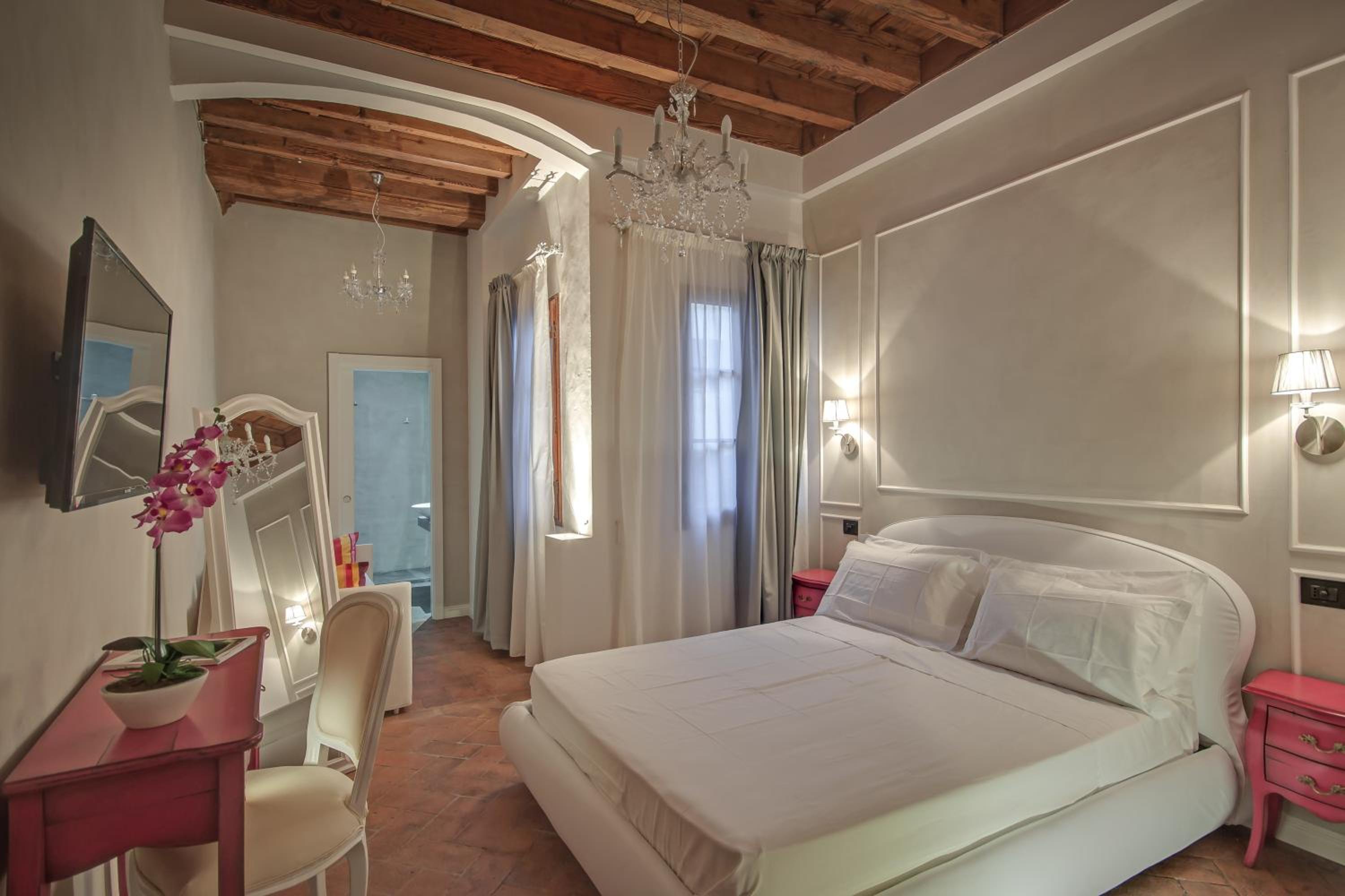 Superior Triple Room photo 1