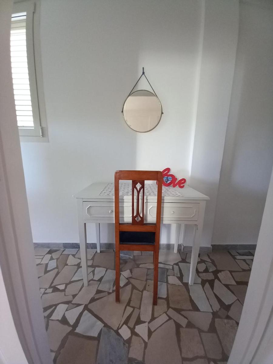 Two-Bedroom House photo 3