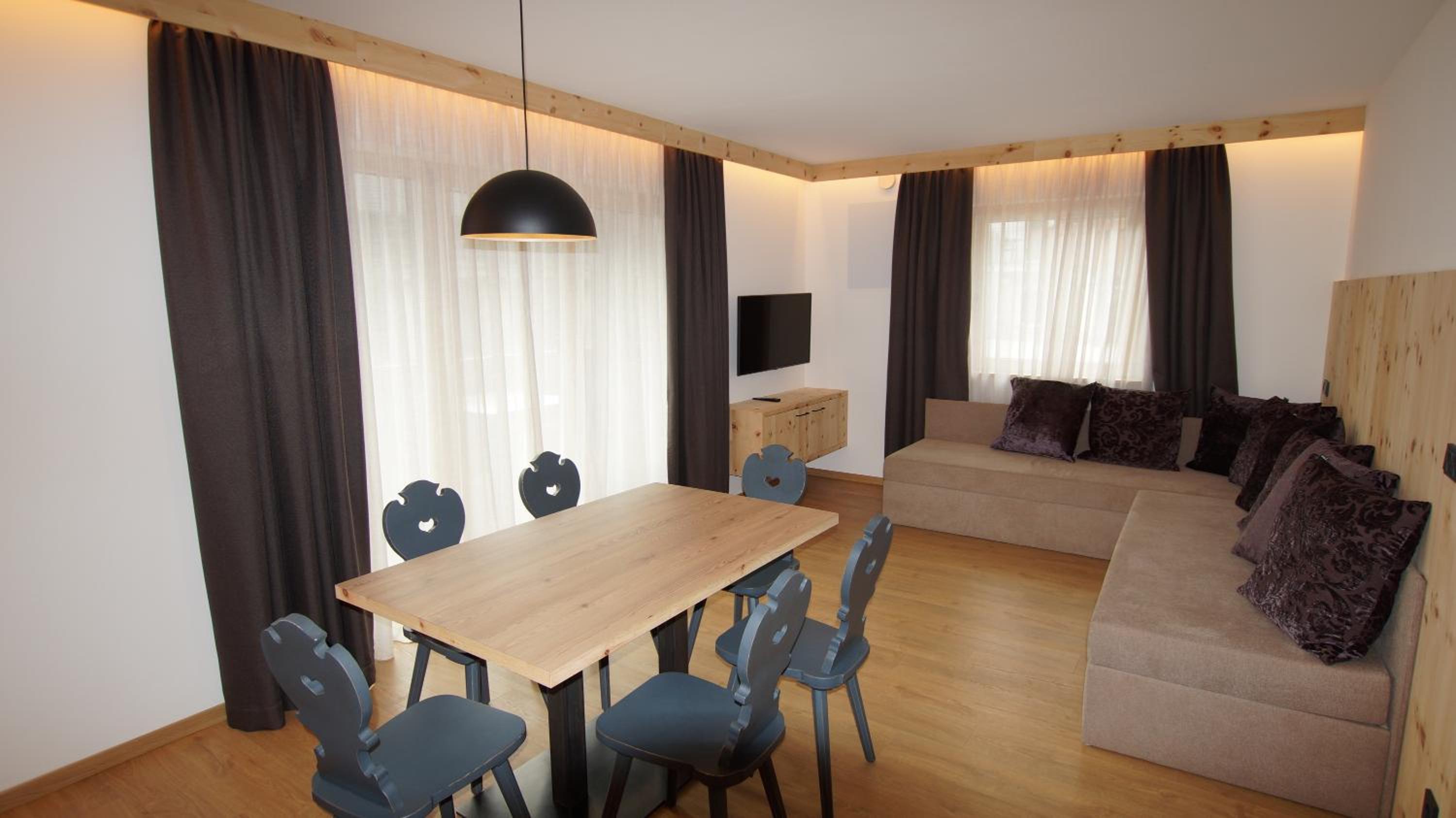 Suite - Photo 4