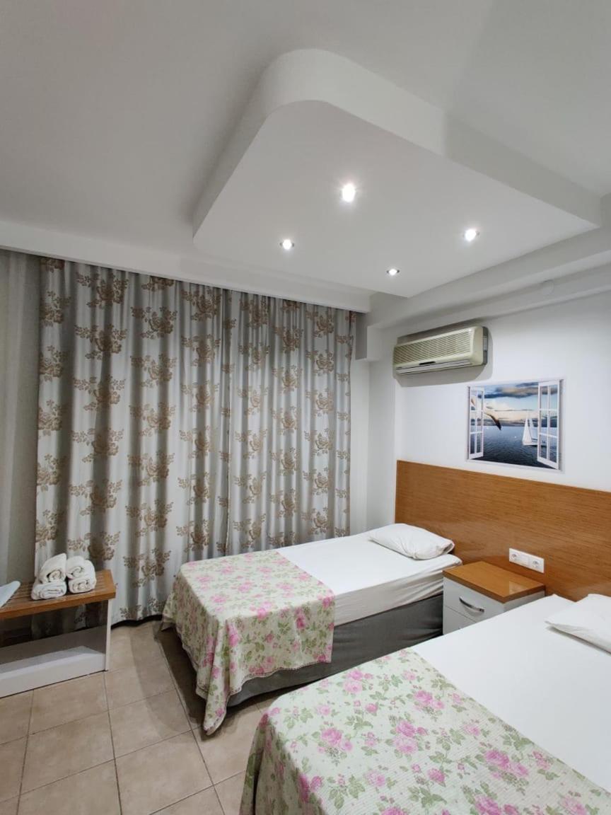 Standard Twin Room photo 3