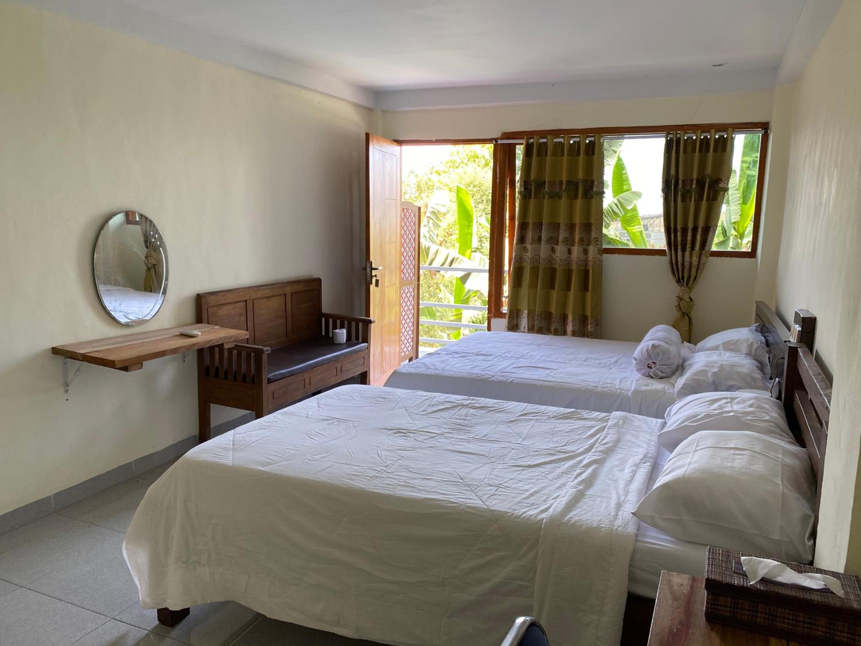 Double Room - Photo 3