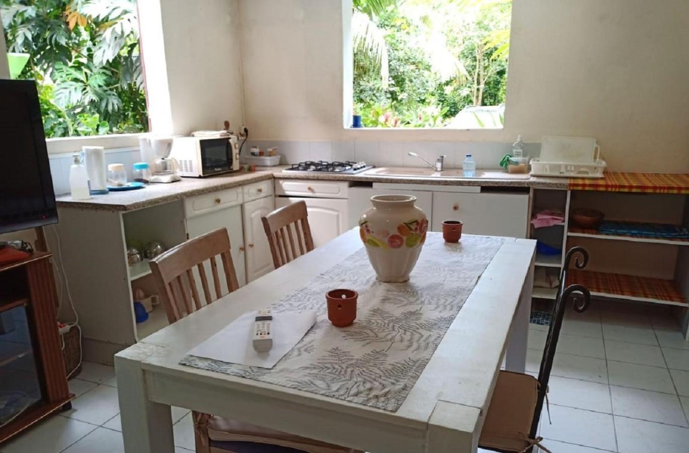 Three-Bedroom House - Photo 7