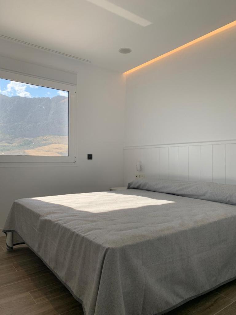 Two-Bedroom Apartment - Photo 3