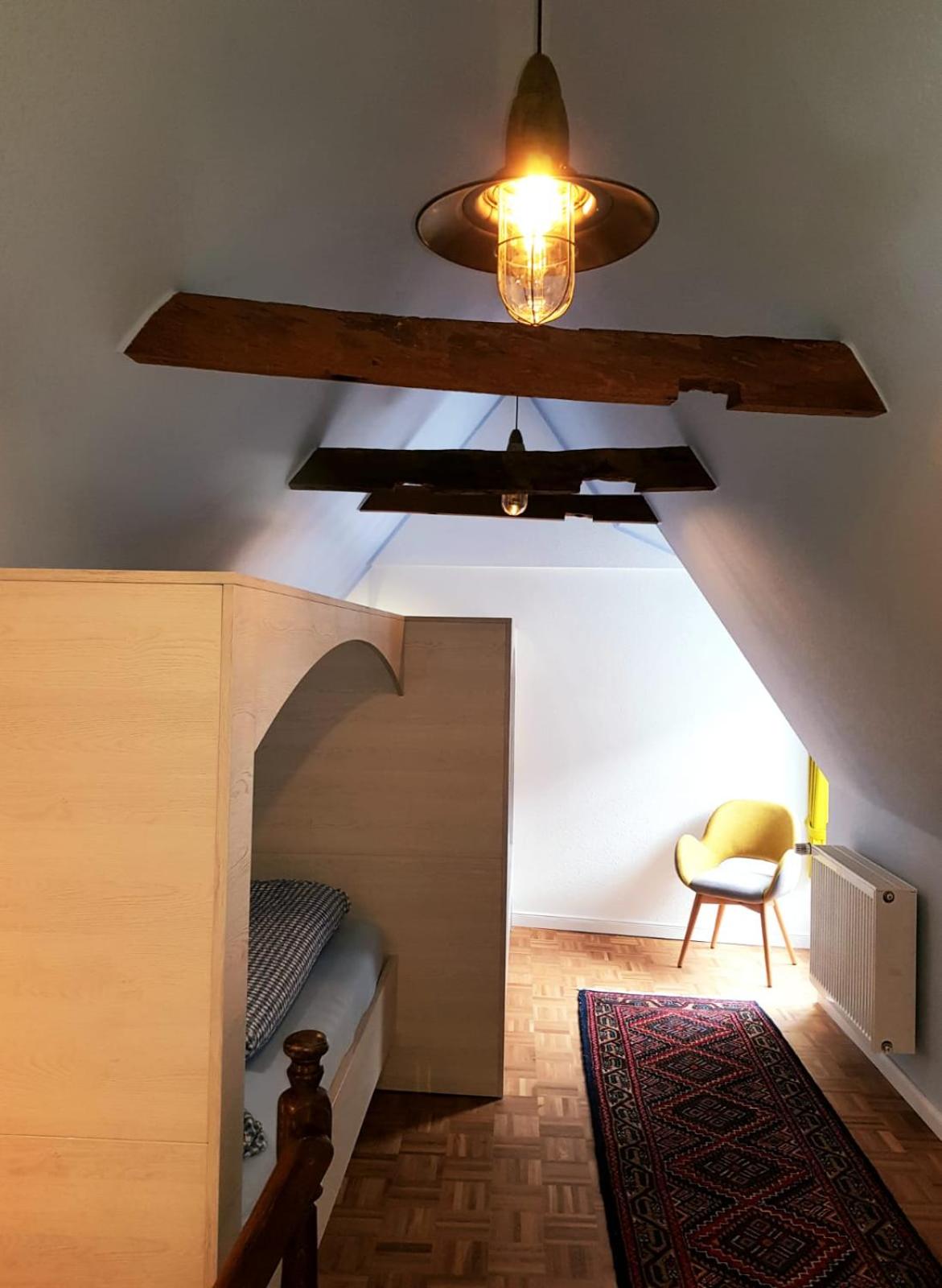 One-Bedroom Apartment - Photo 12