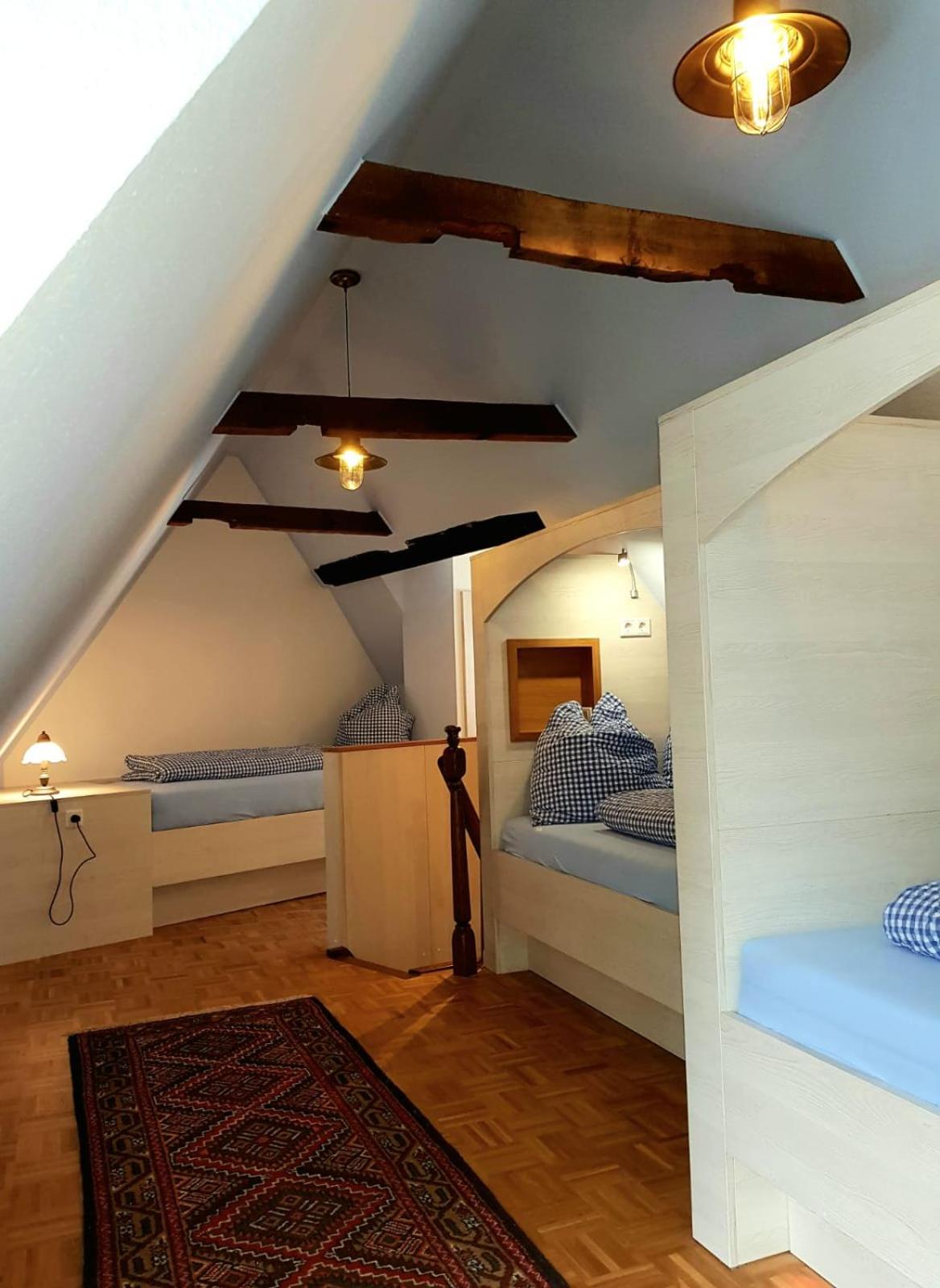 One-Bedroom Apartment - Photo 1