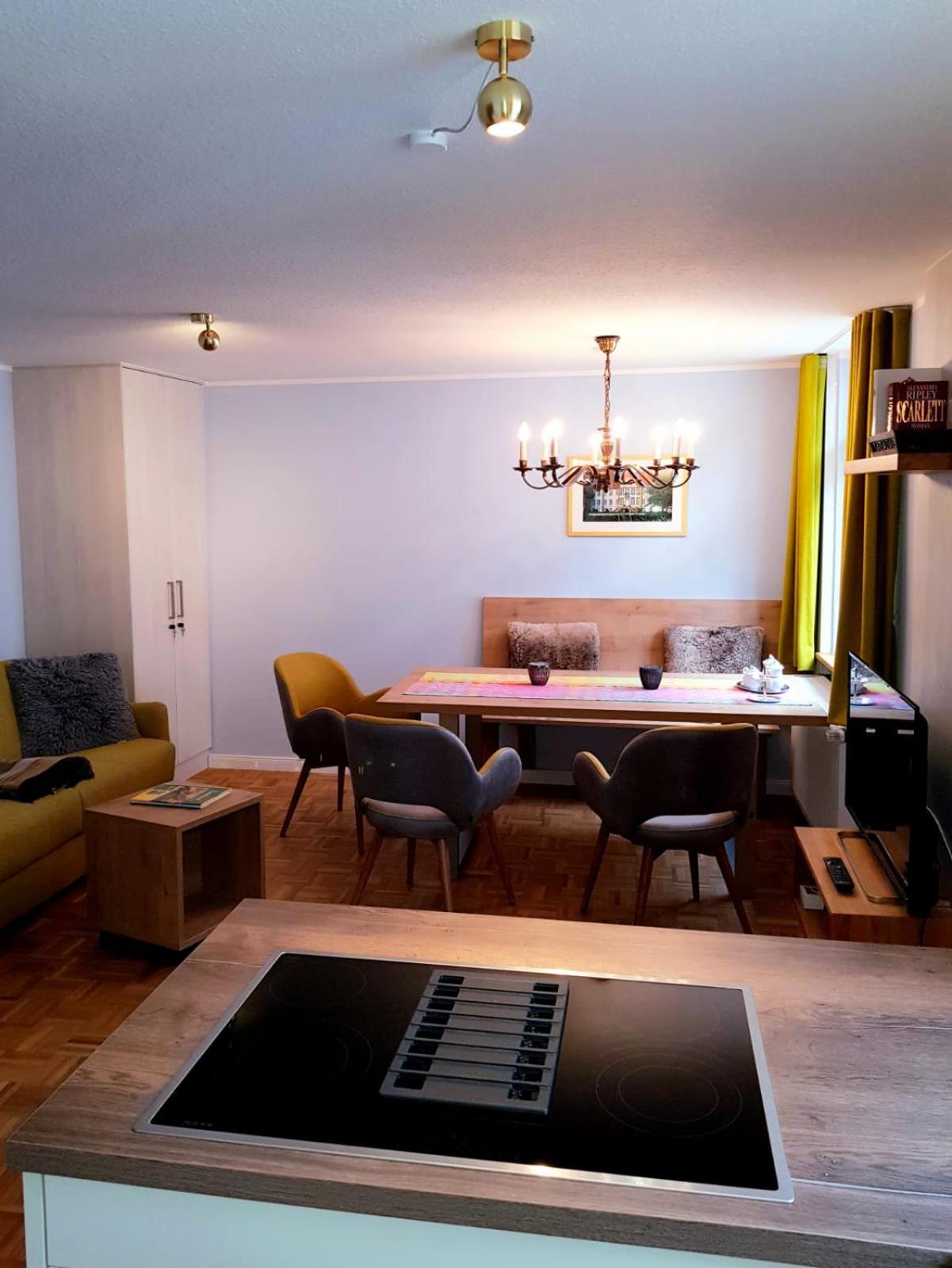 One-Bedroom Apartment - Photo 16