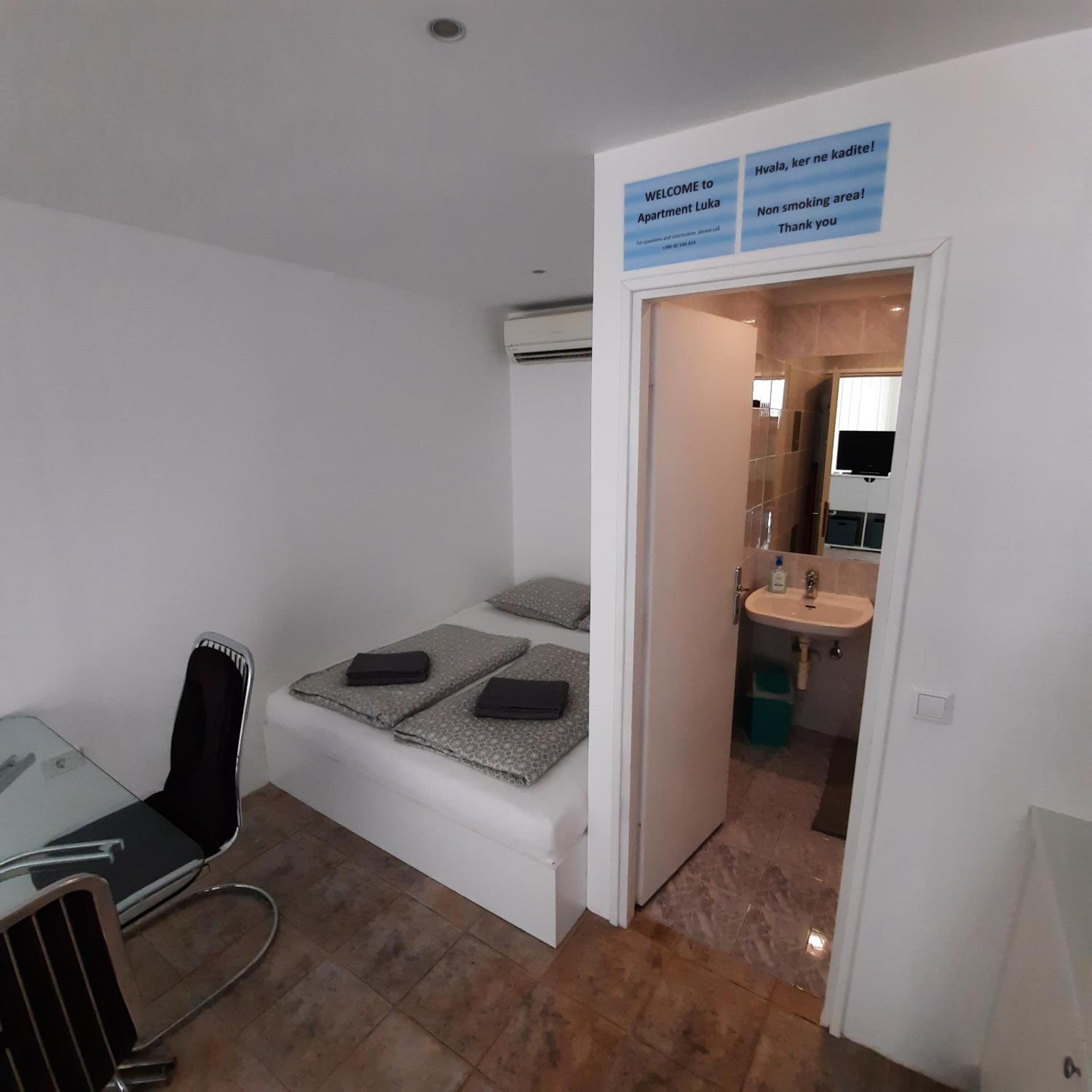 Apartment - Ground Floor - Photo 1