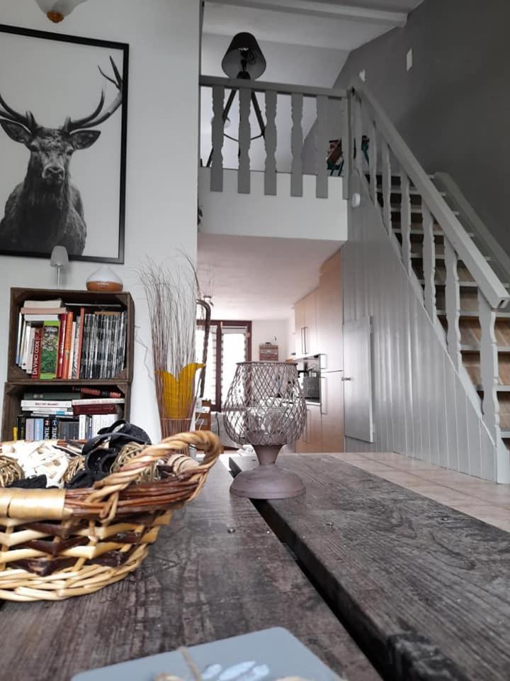 One-Bedroom Apartment - Photo 1