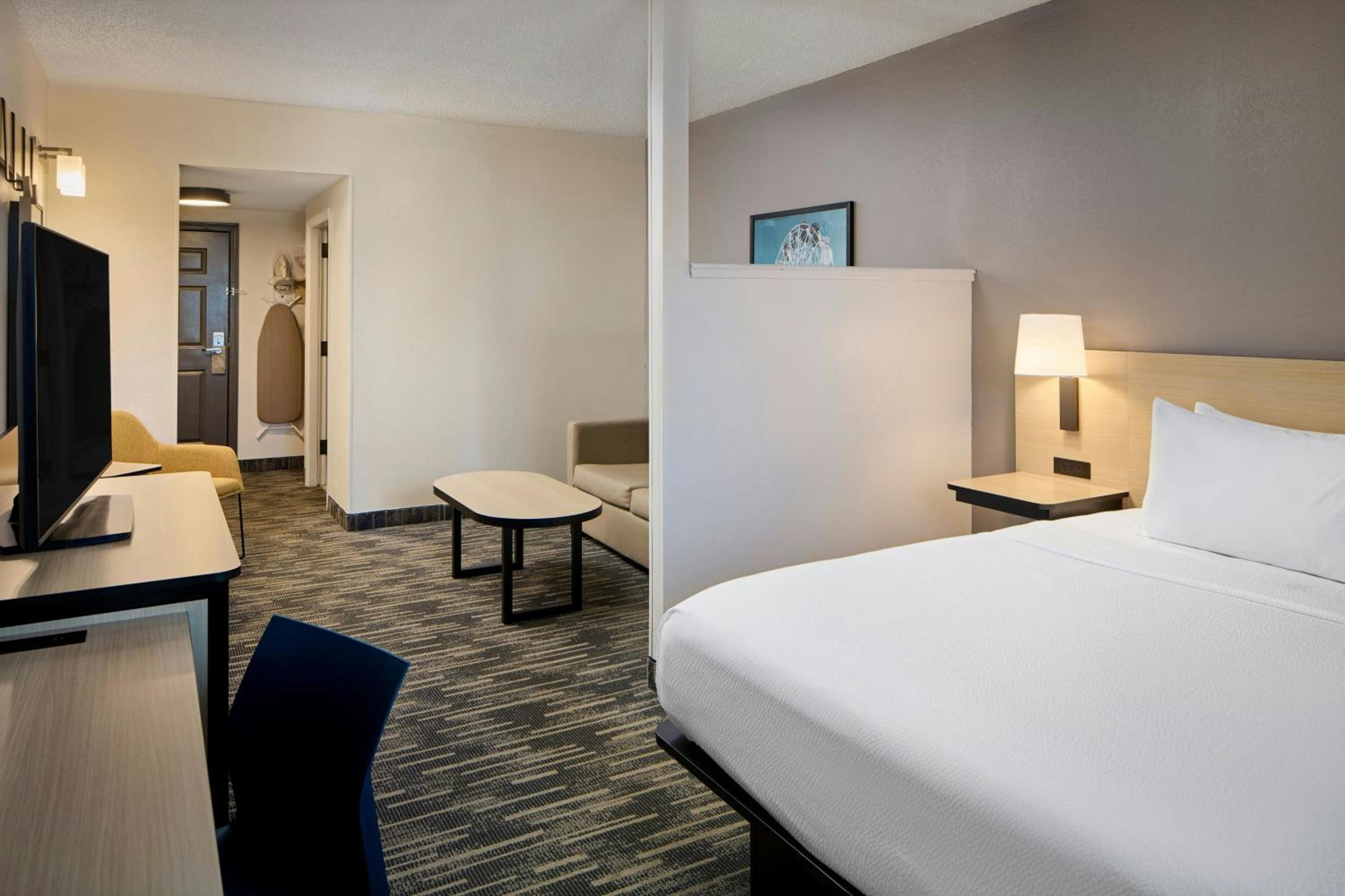 King Suite with Sofa Bed photo 1