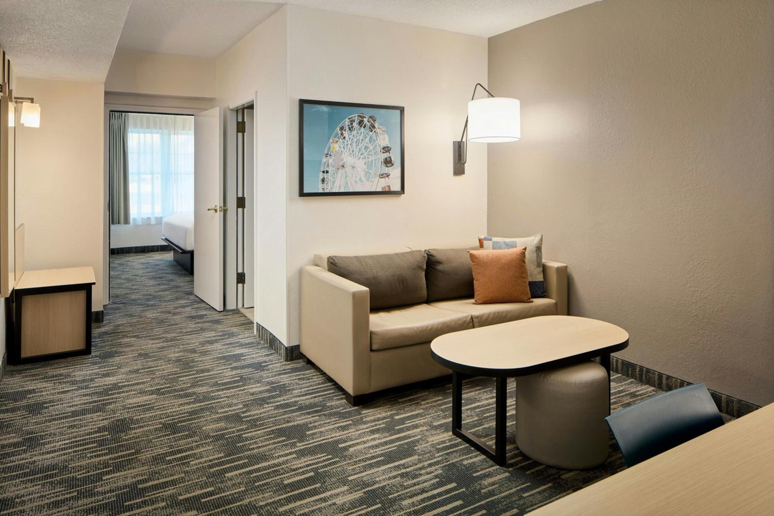 King Suite with Sofa Bed photo 2
