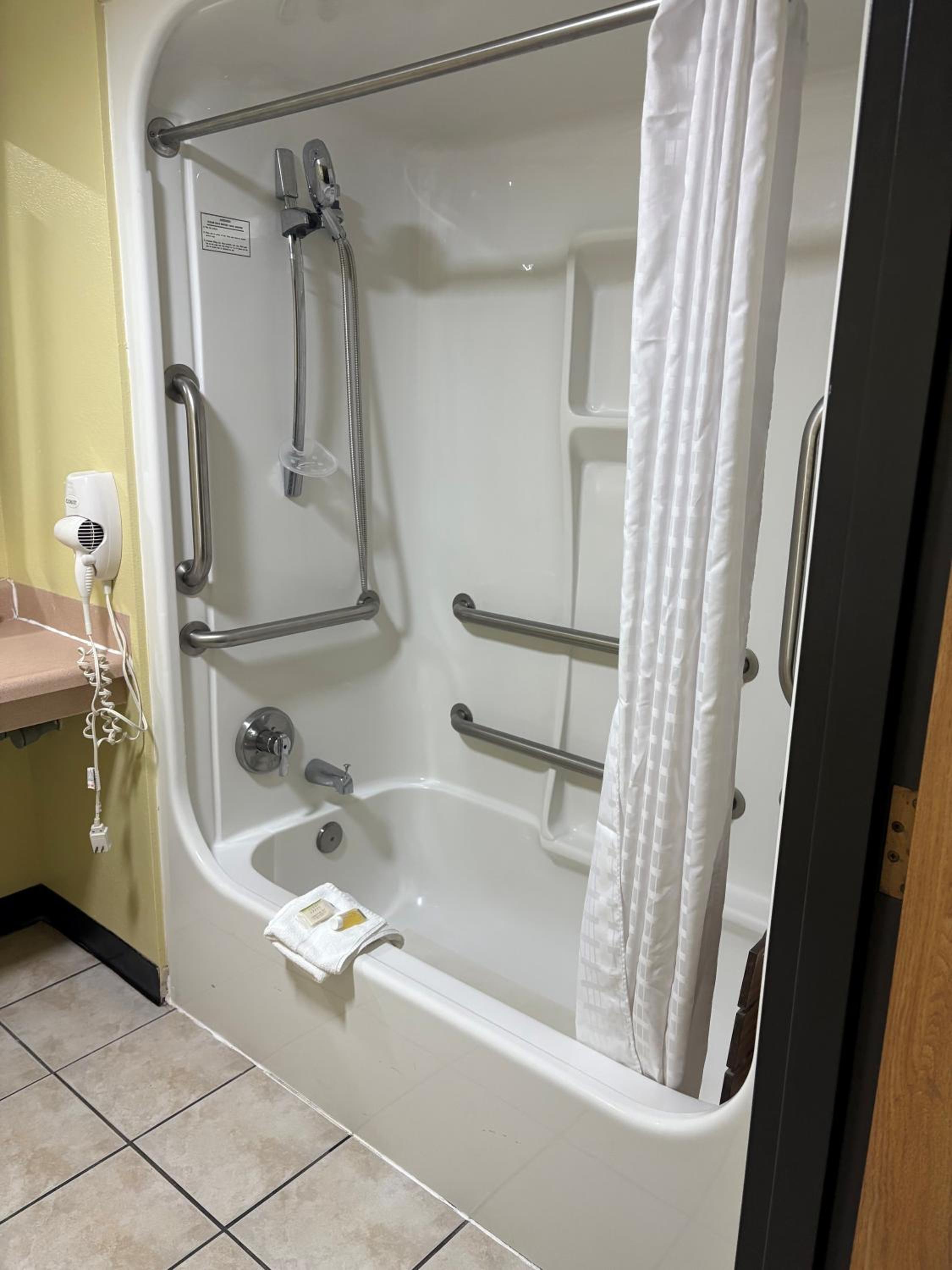 Days Inn by Wyndham Park City Kansas, Billede 3