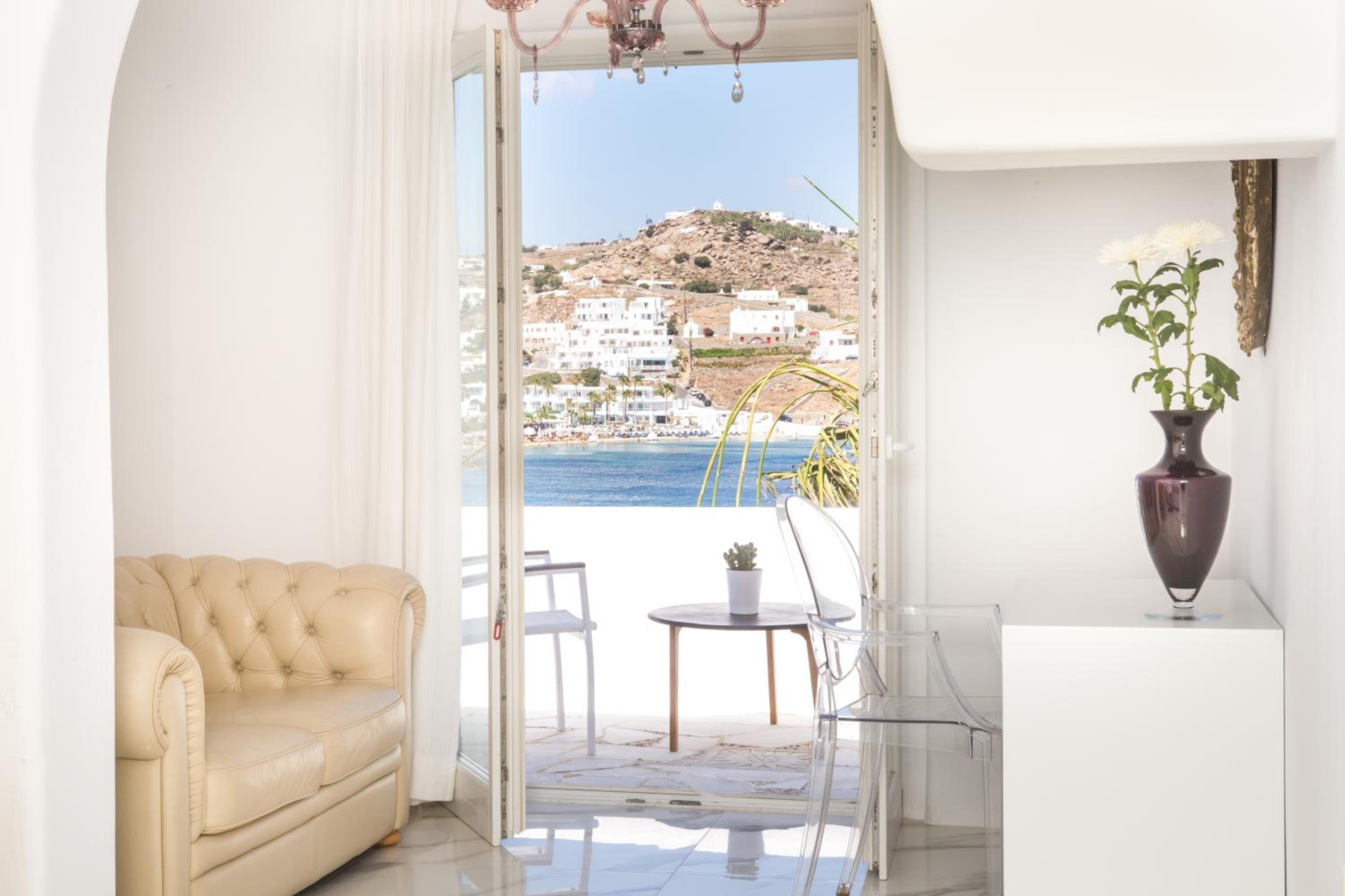 Junior Suite with Sea View - Photo 12