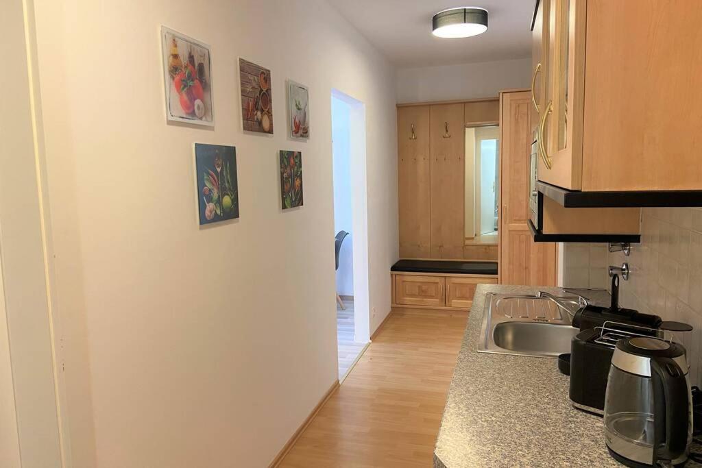 One-Bedroom Apartment photo 2