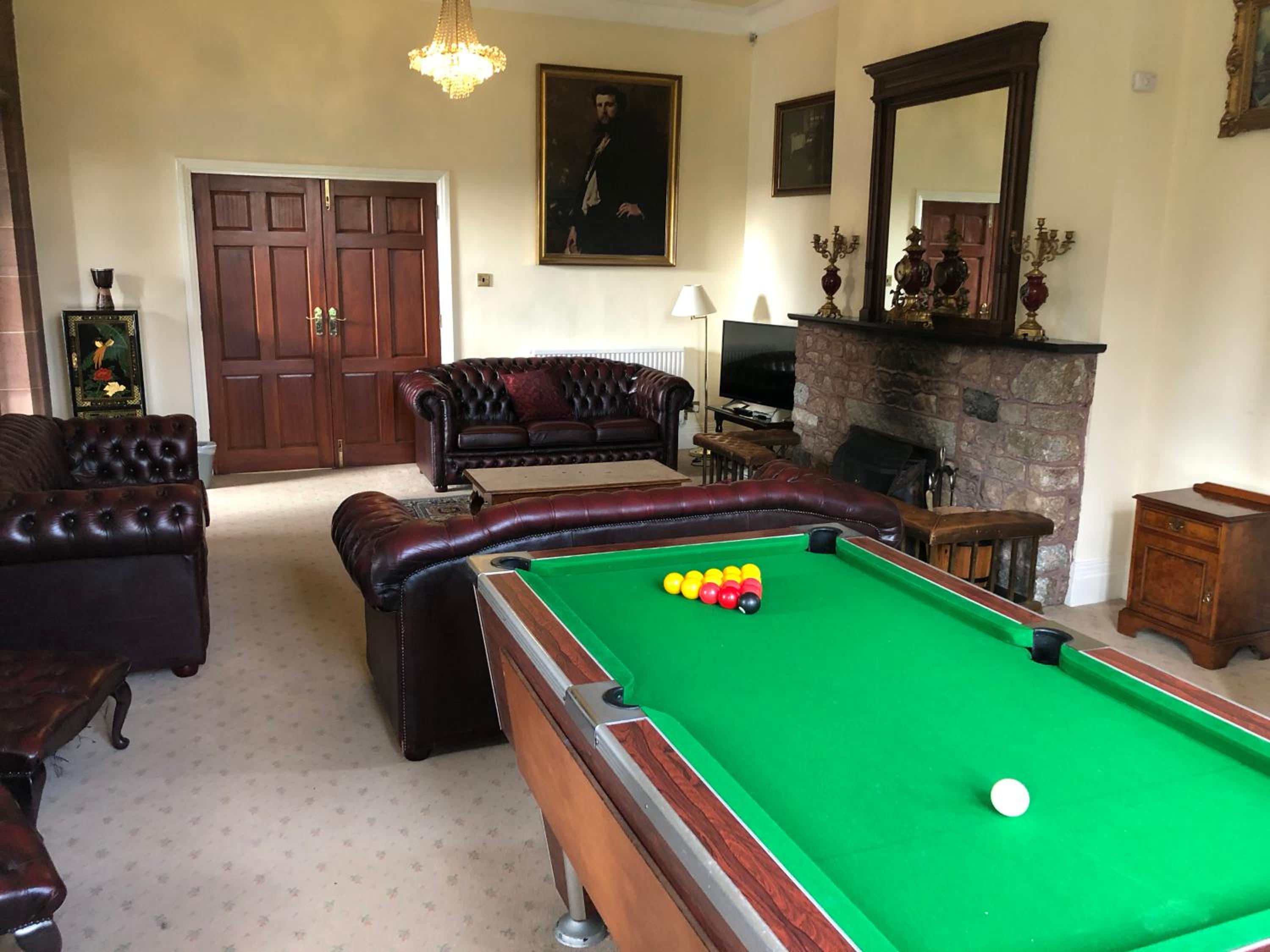Four-Bedroom Apartment (14 Adults) - Photo 6