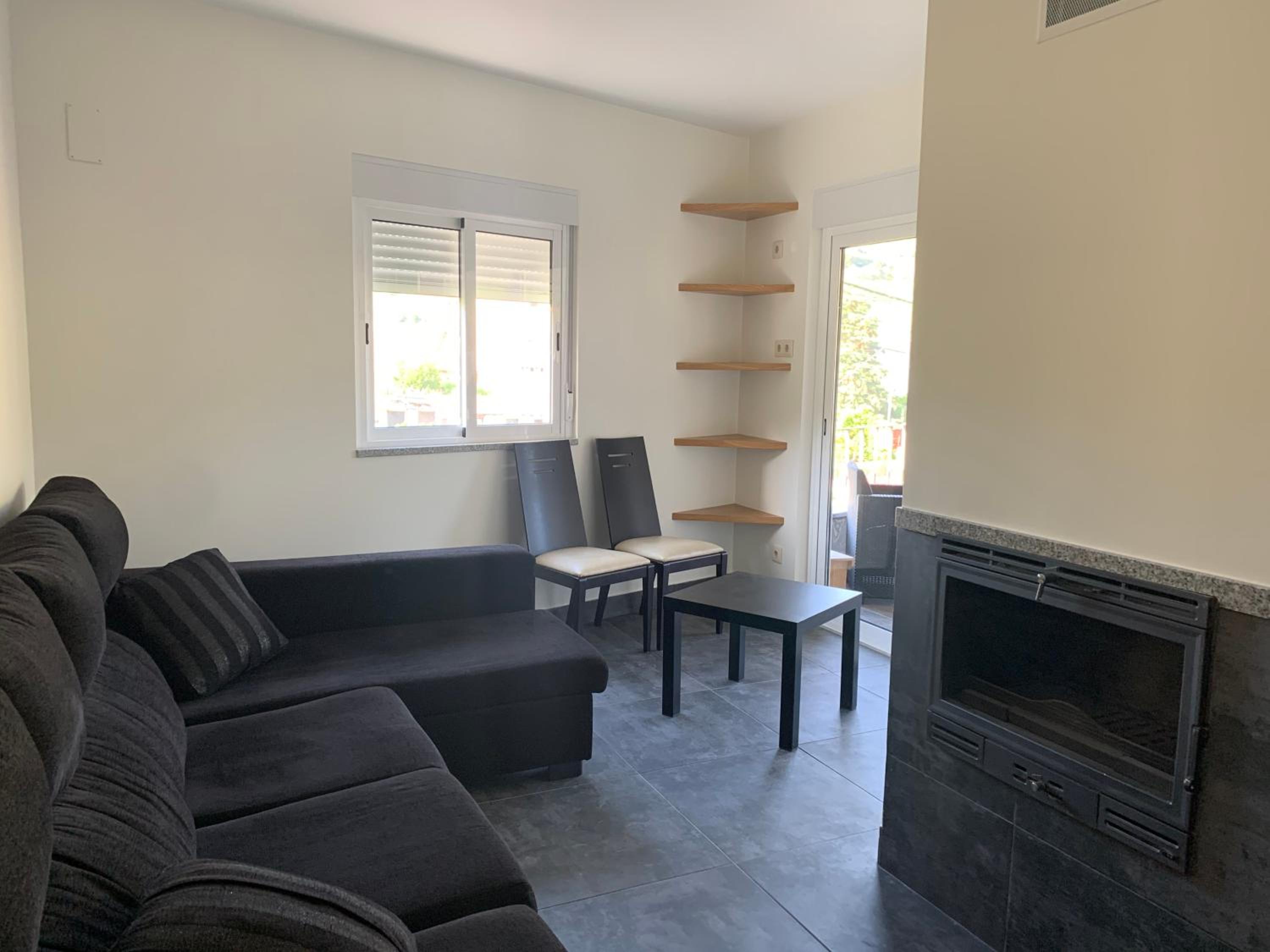 Two-Bedroom Apartment - Photo 12