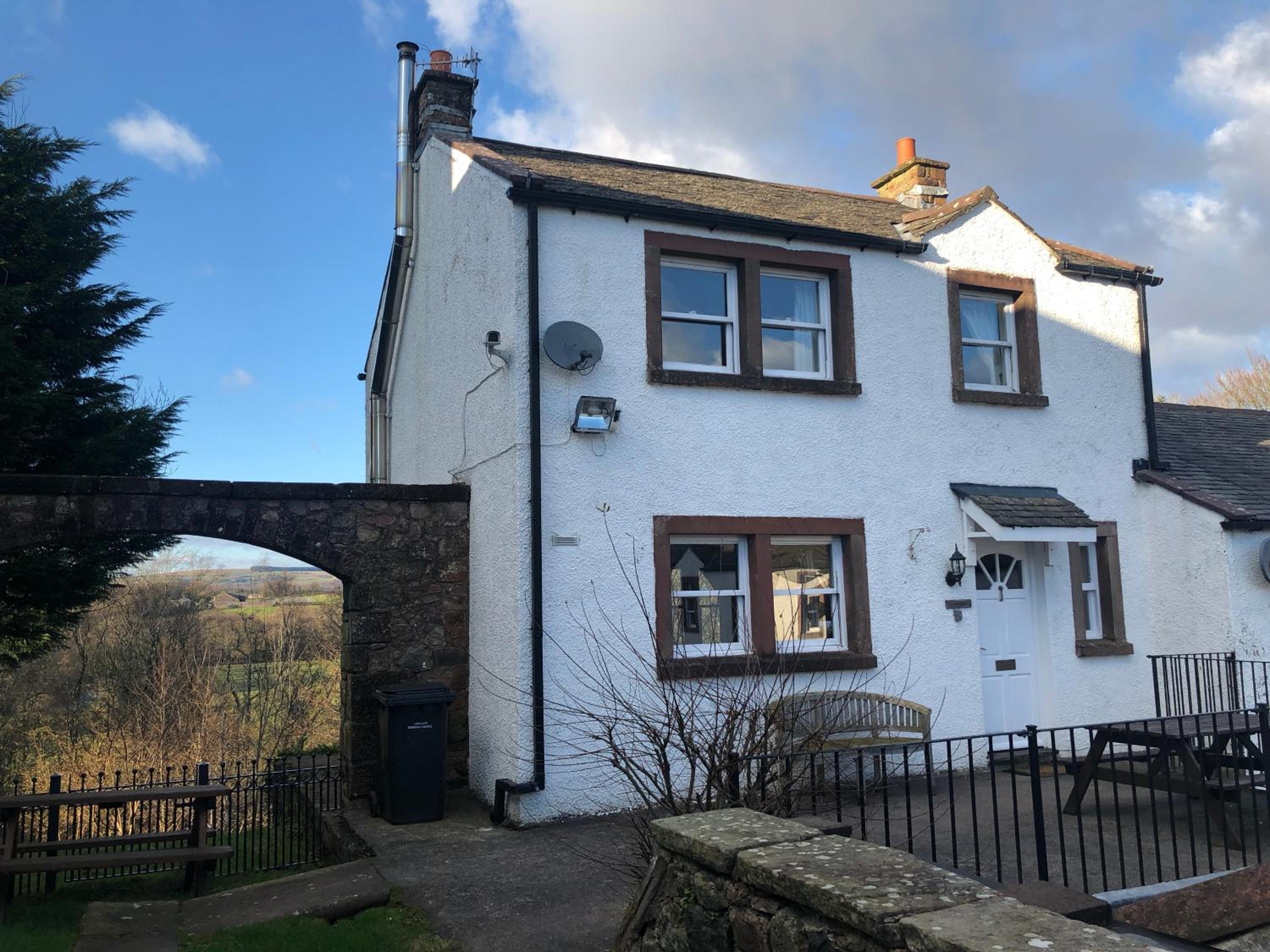Two-Bedroom Cottage - Photo 3