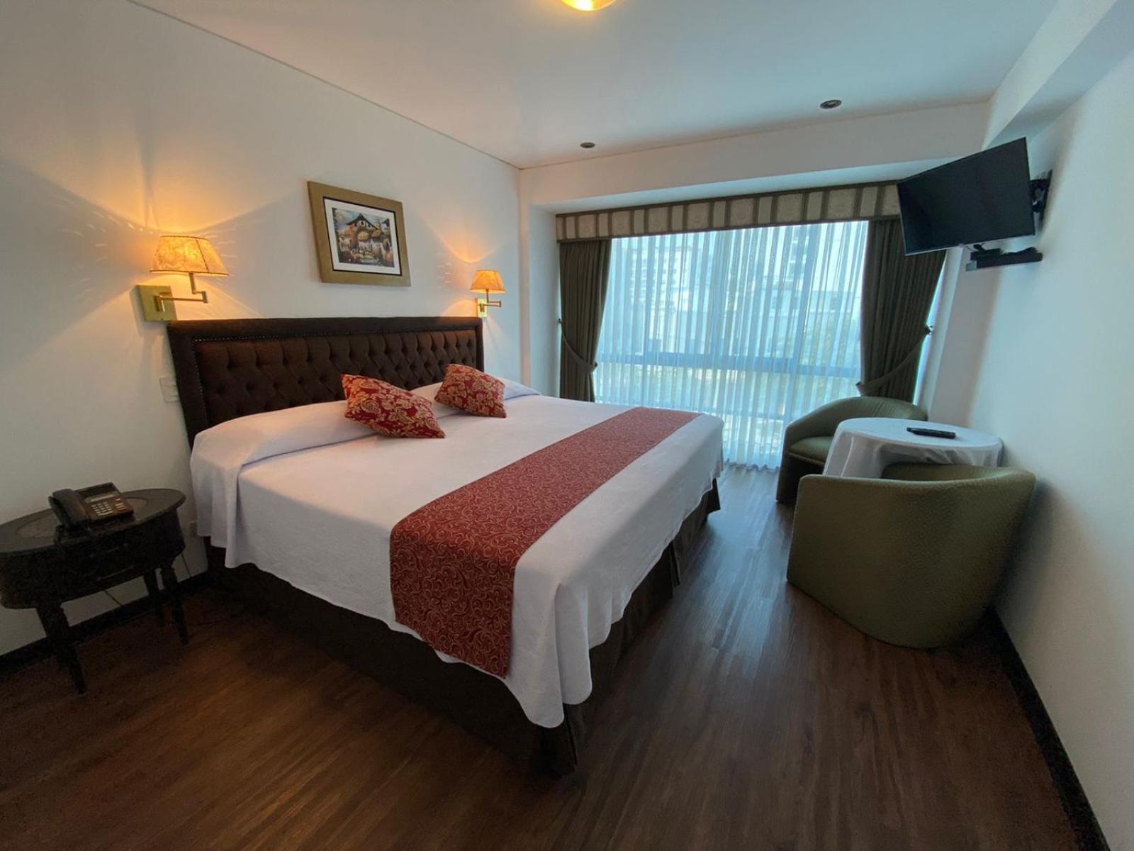 Double Room With Private Bathroom photo 2