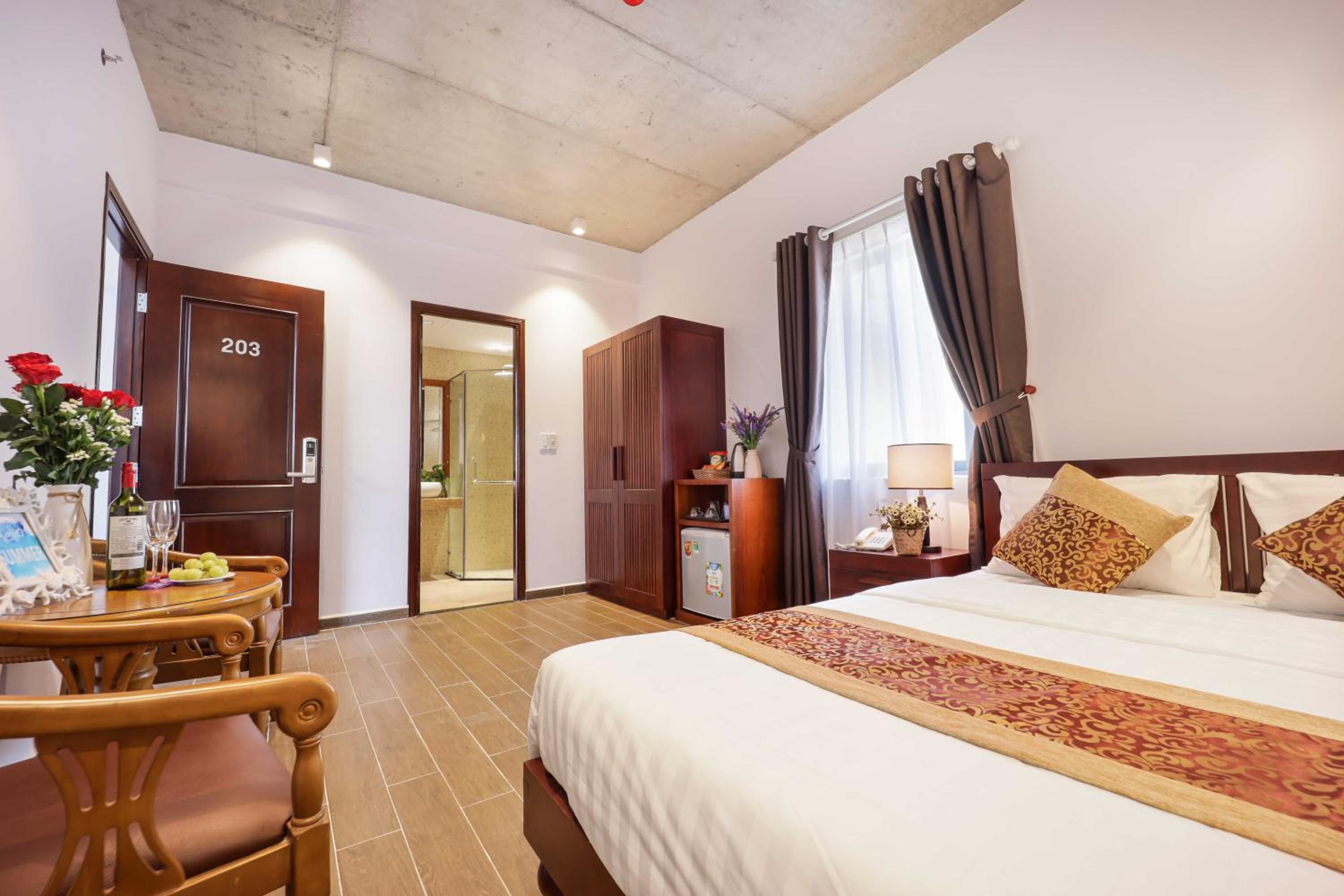 Superior Double Room - Photo 8