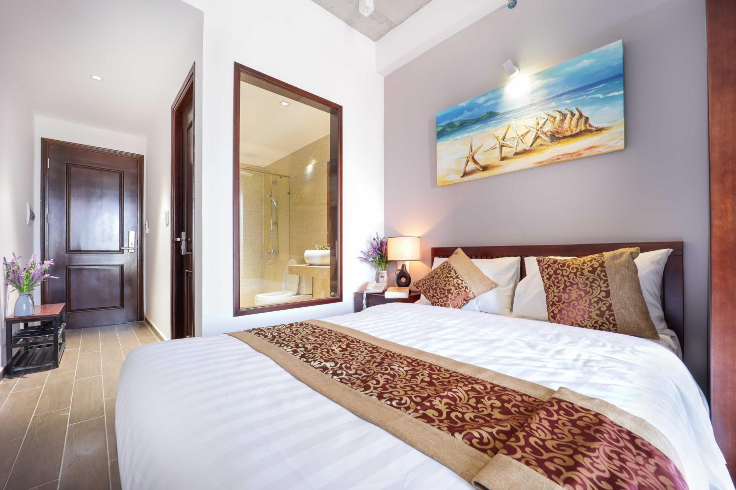 Apartment with Sea View - Photo 15