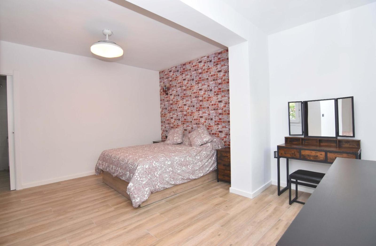 Two-Bedroom Apartment - Photo 22