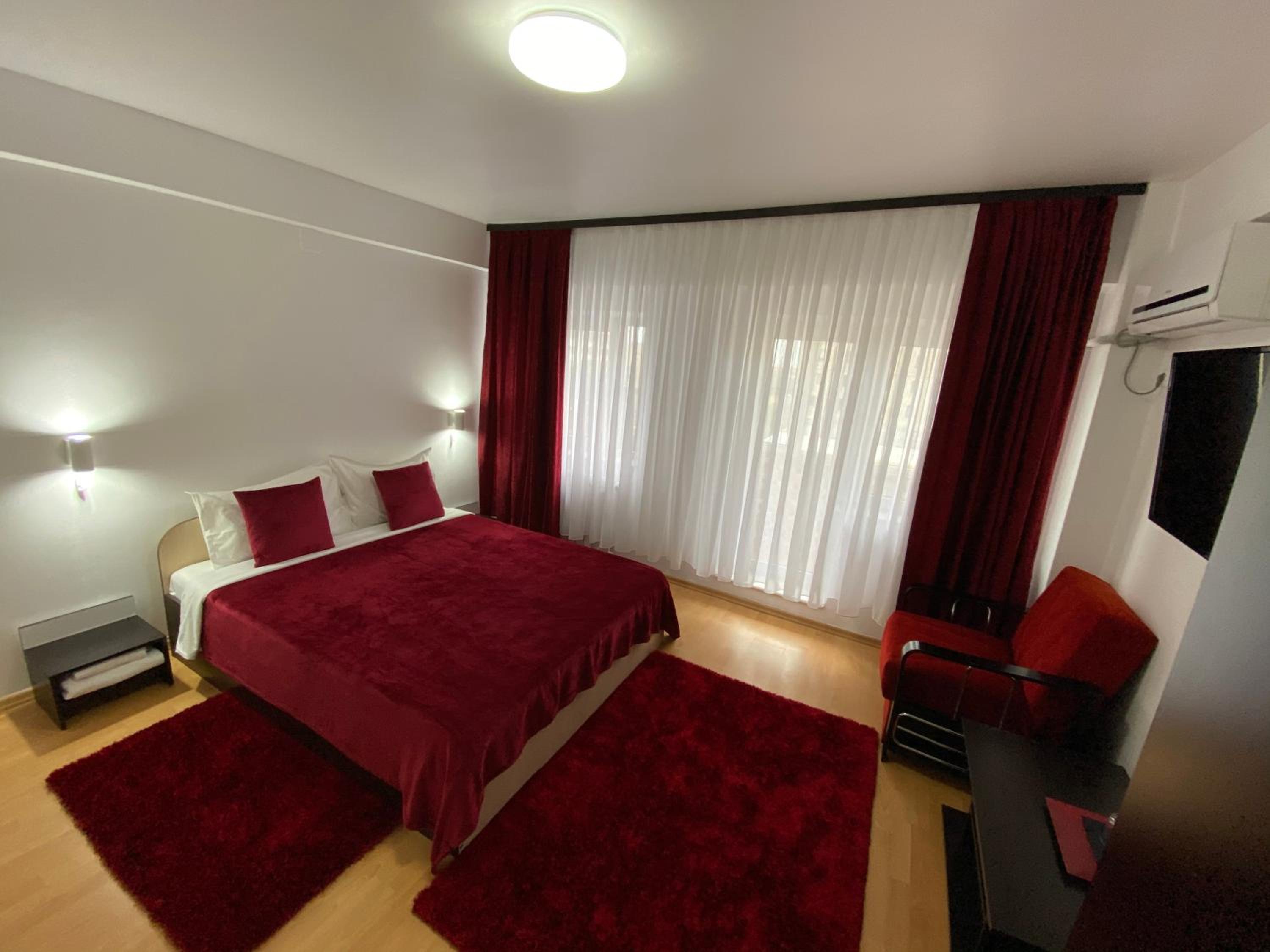 Superior Double Room - Photo 1