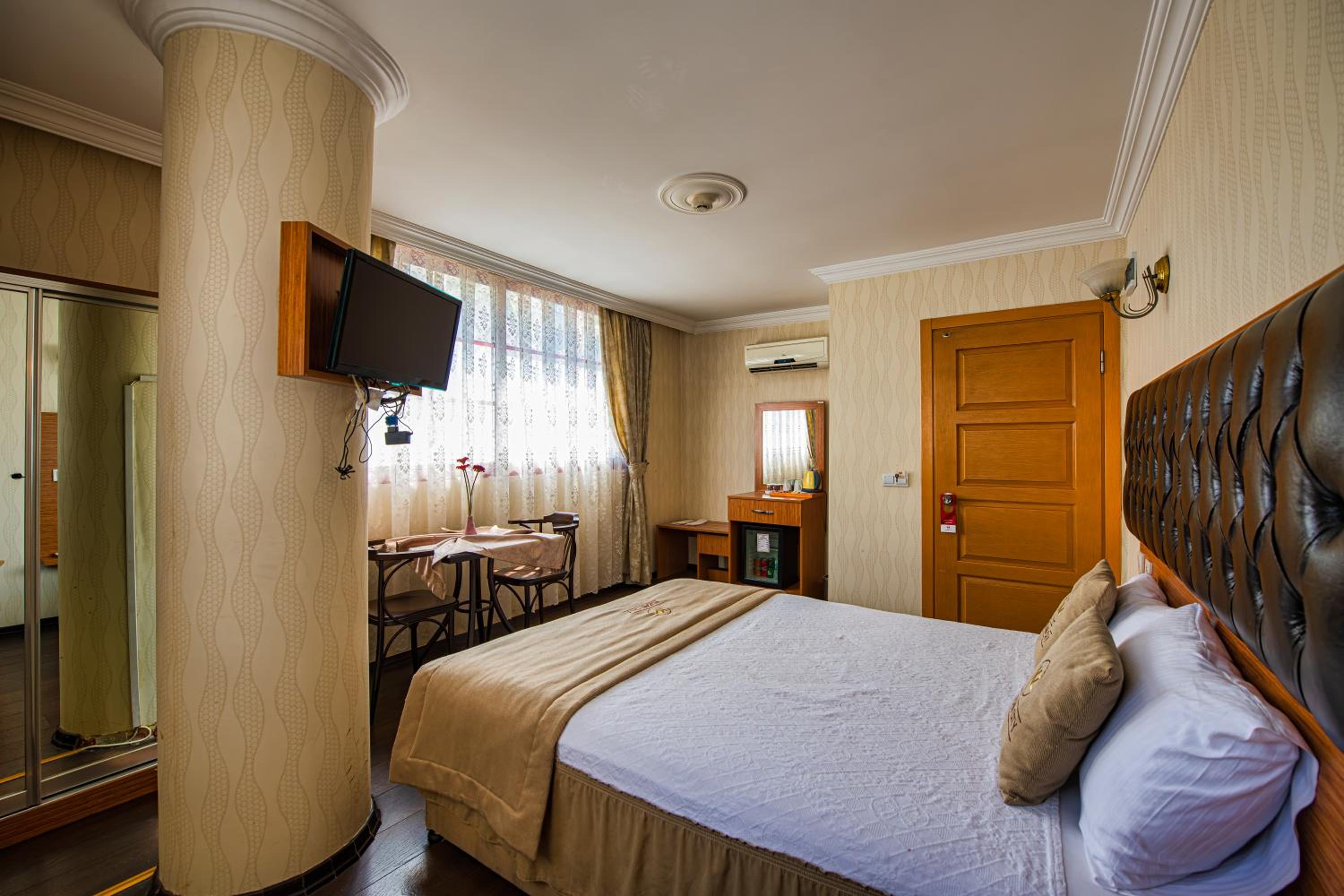 Single Room photo 2