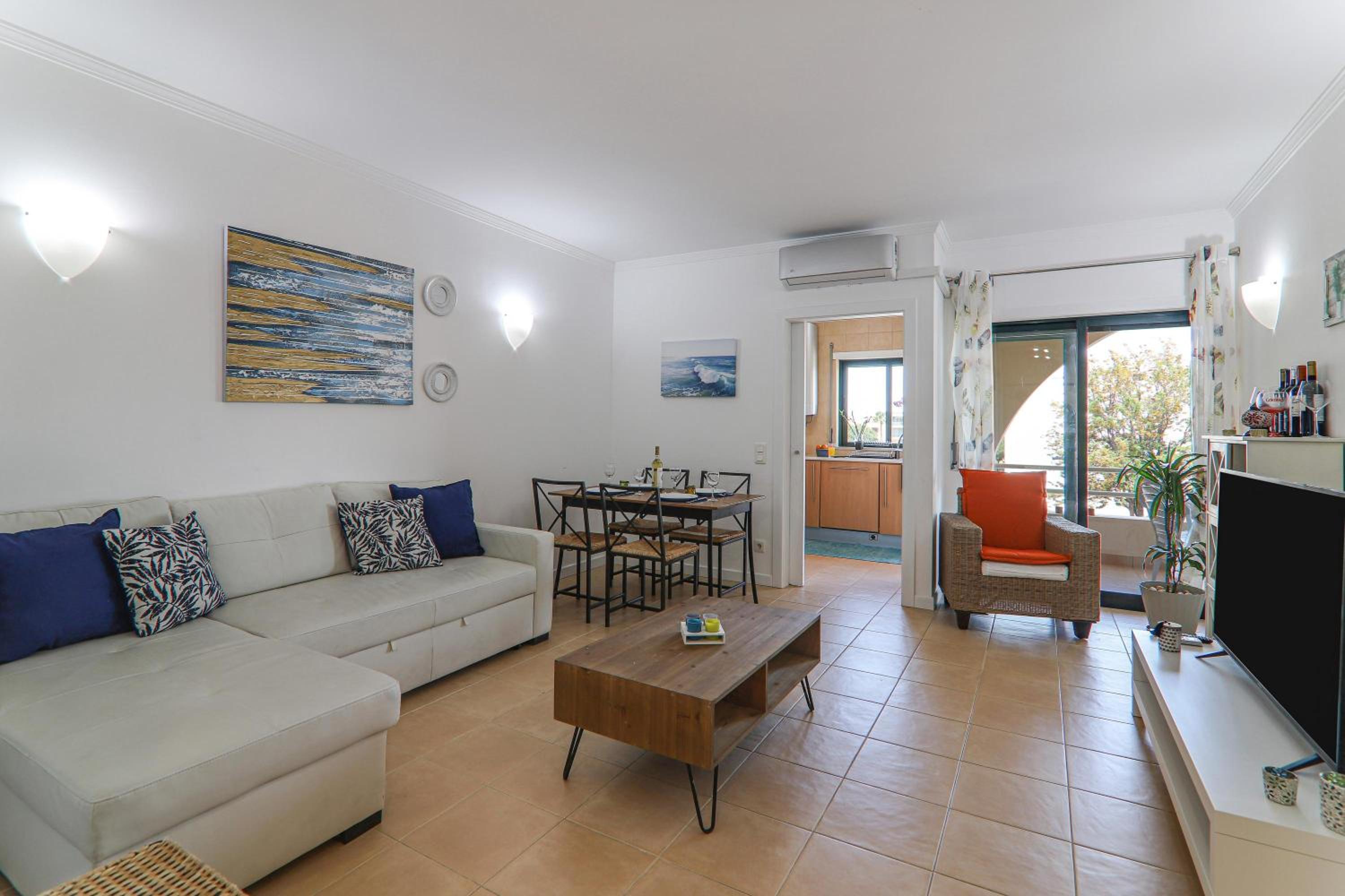 Superior One-Bedroom Apartment with Balcony photo 1