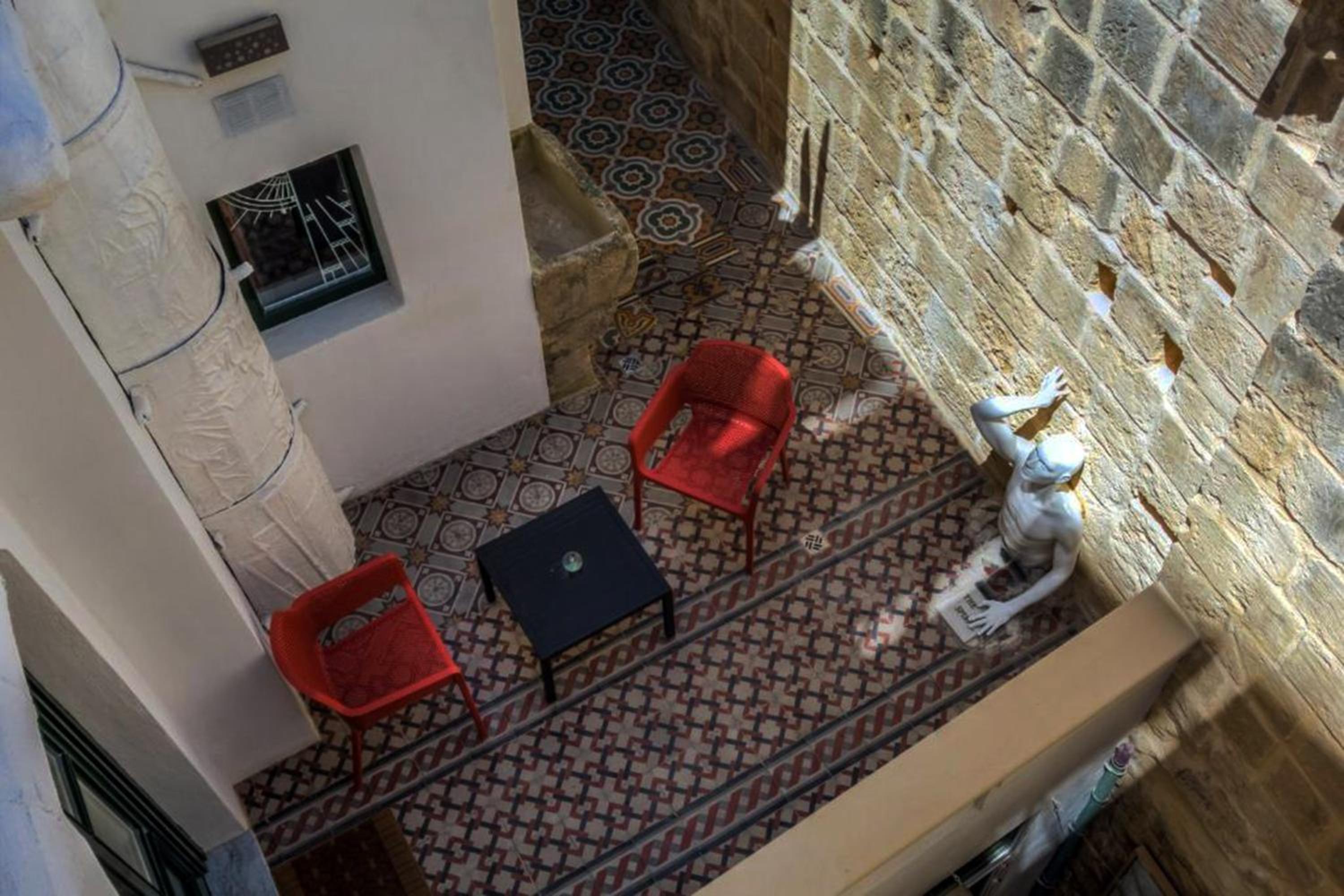 Double Room with Patio photo 2