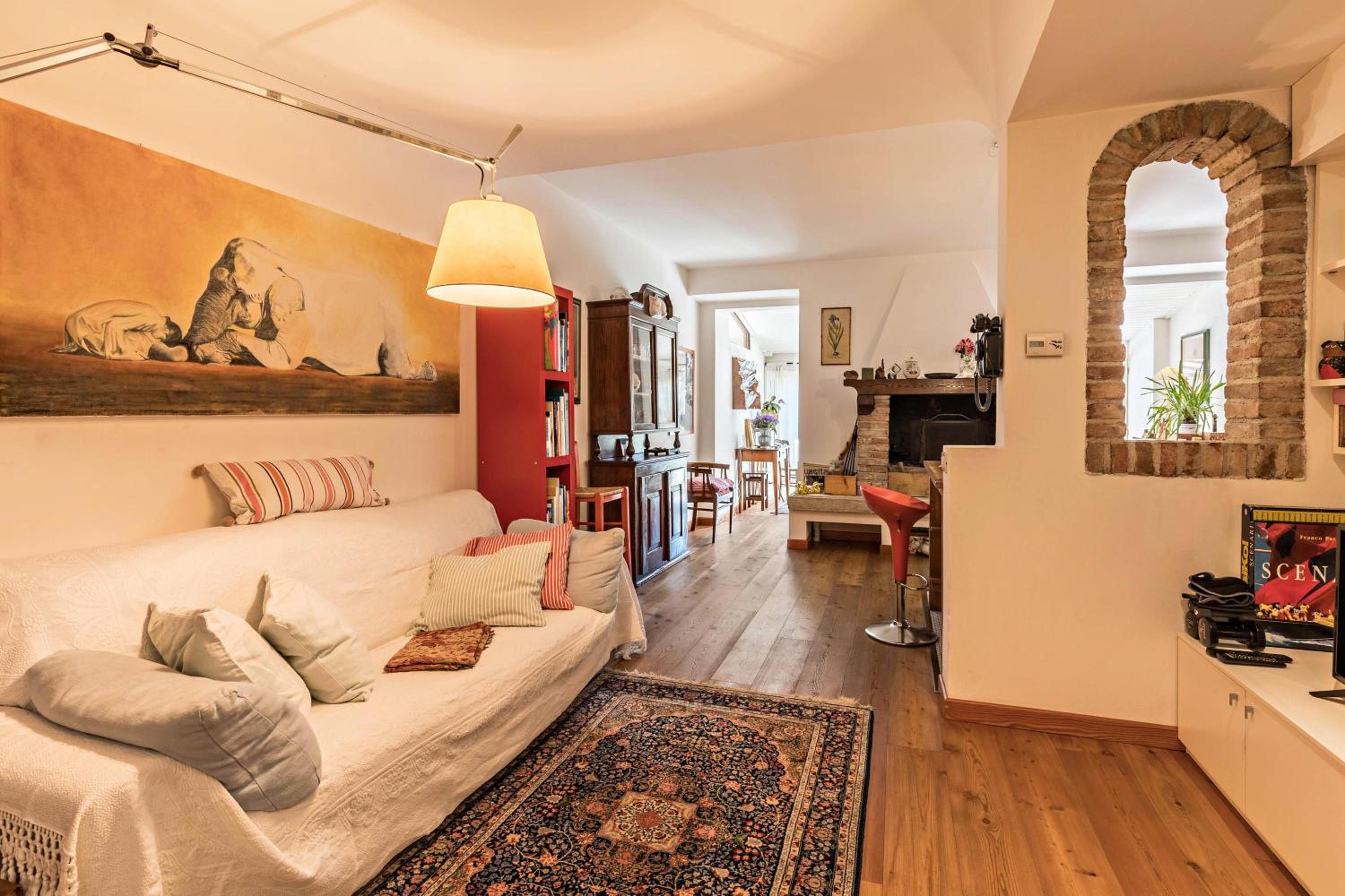 Superior One-Bedroom Apartment photo 1