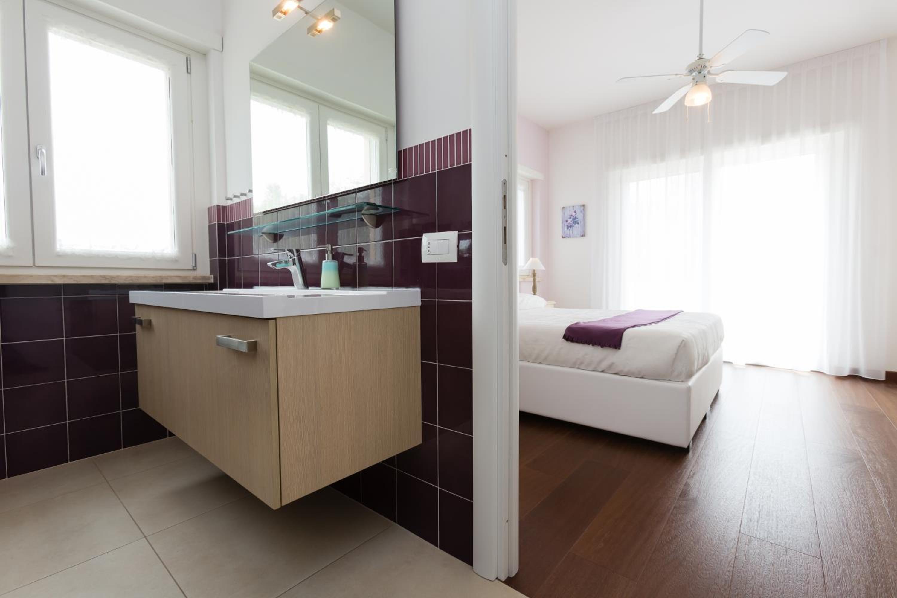 Double Room - Photo 3