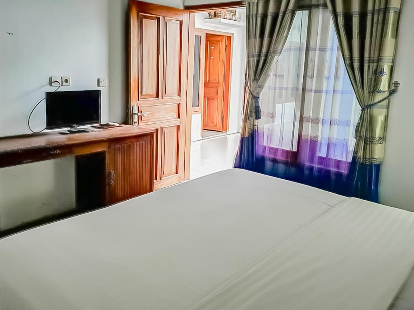 Double Room - Photo 5