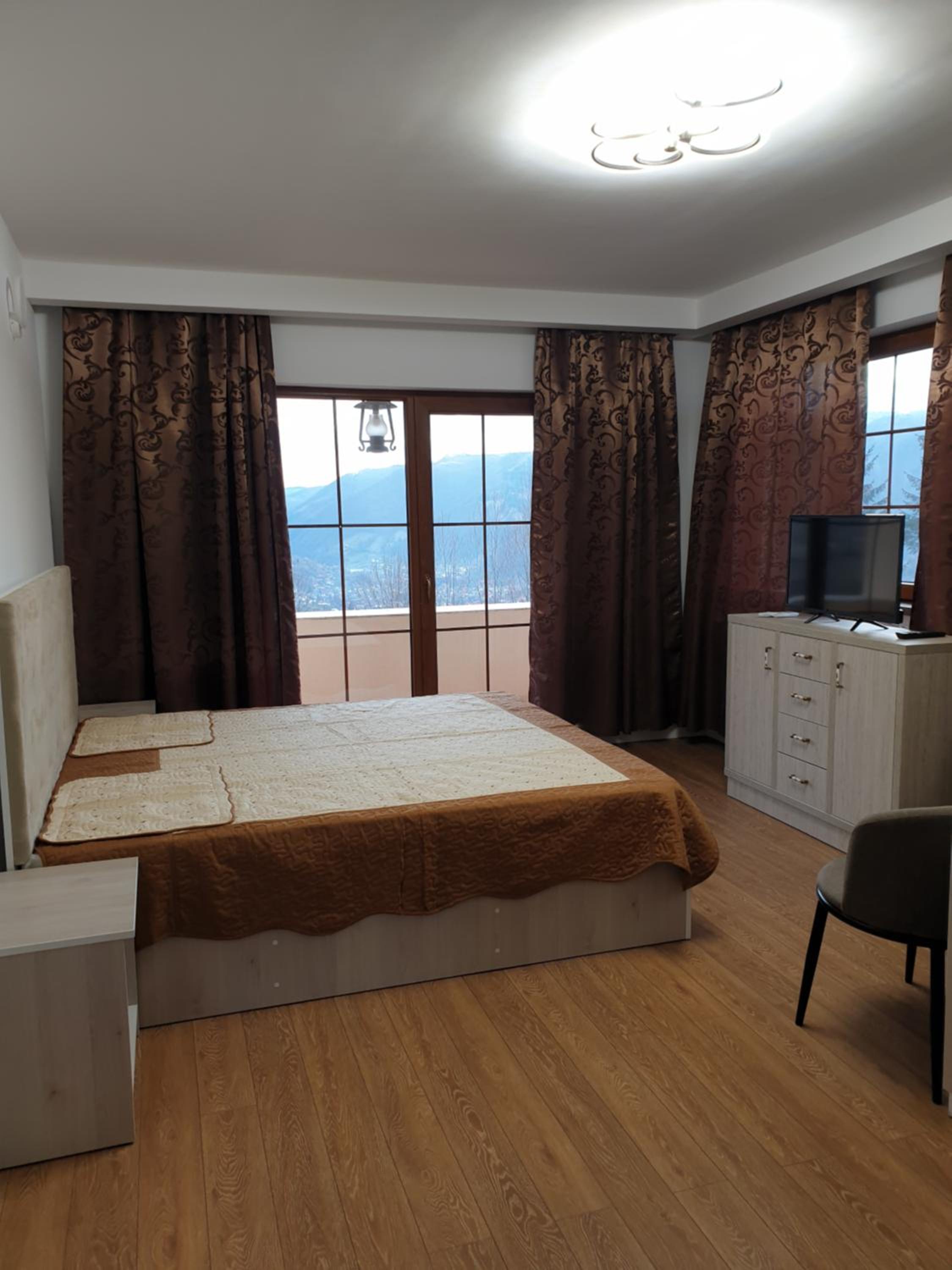 Villa - Photo 1