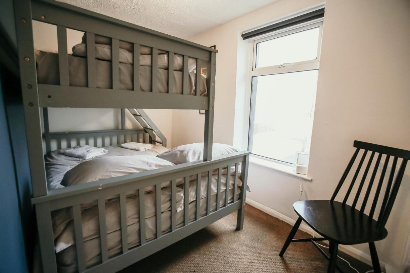 Two-Bedroom House photo 2