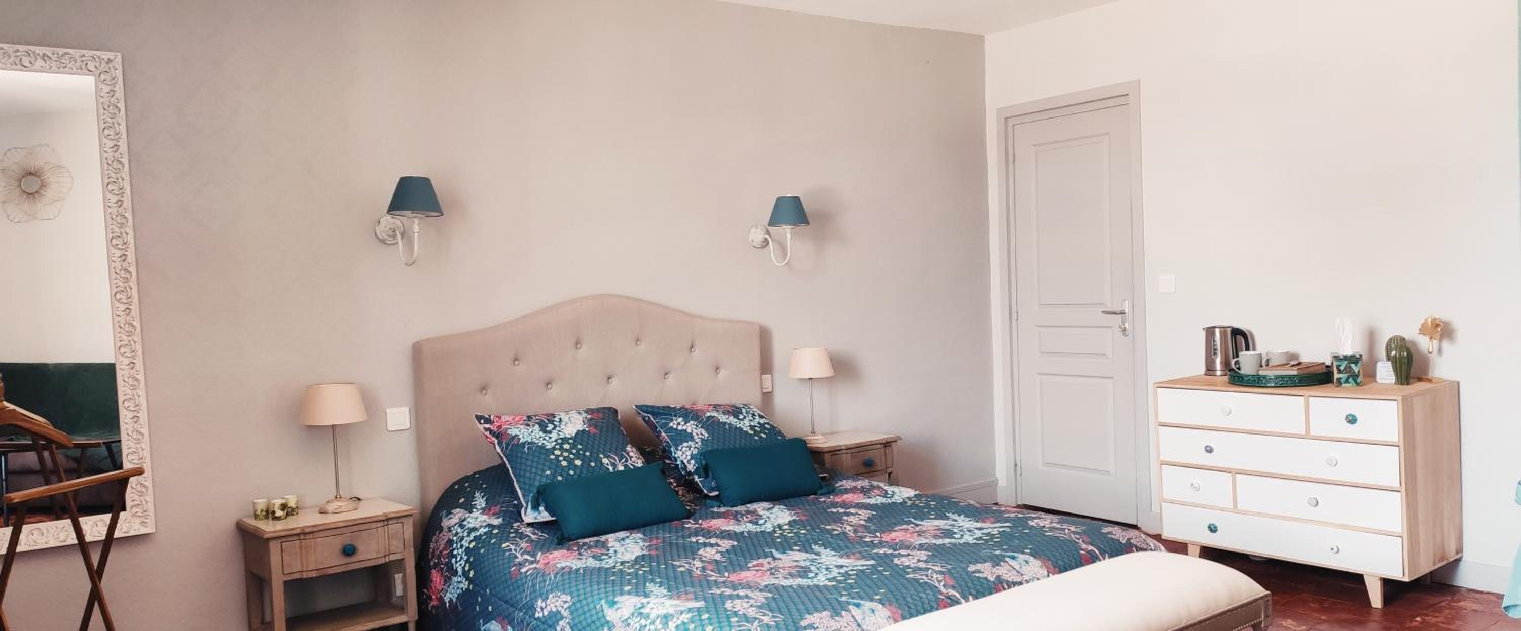 Double Room with Private Bathroom photo 1