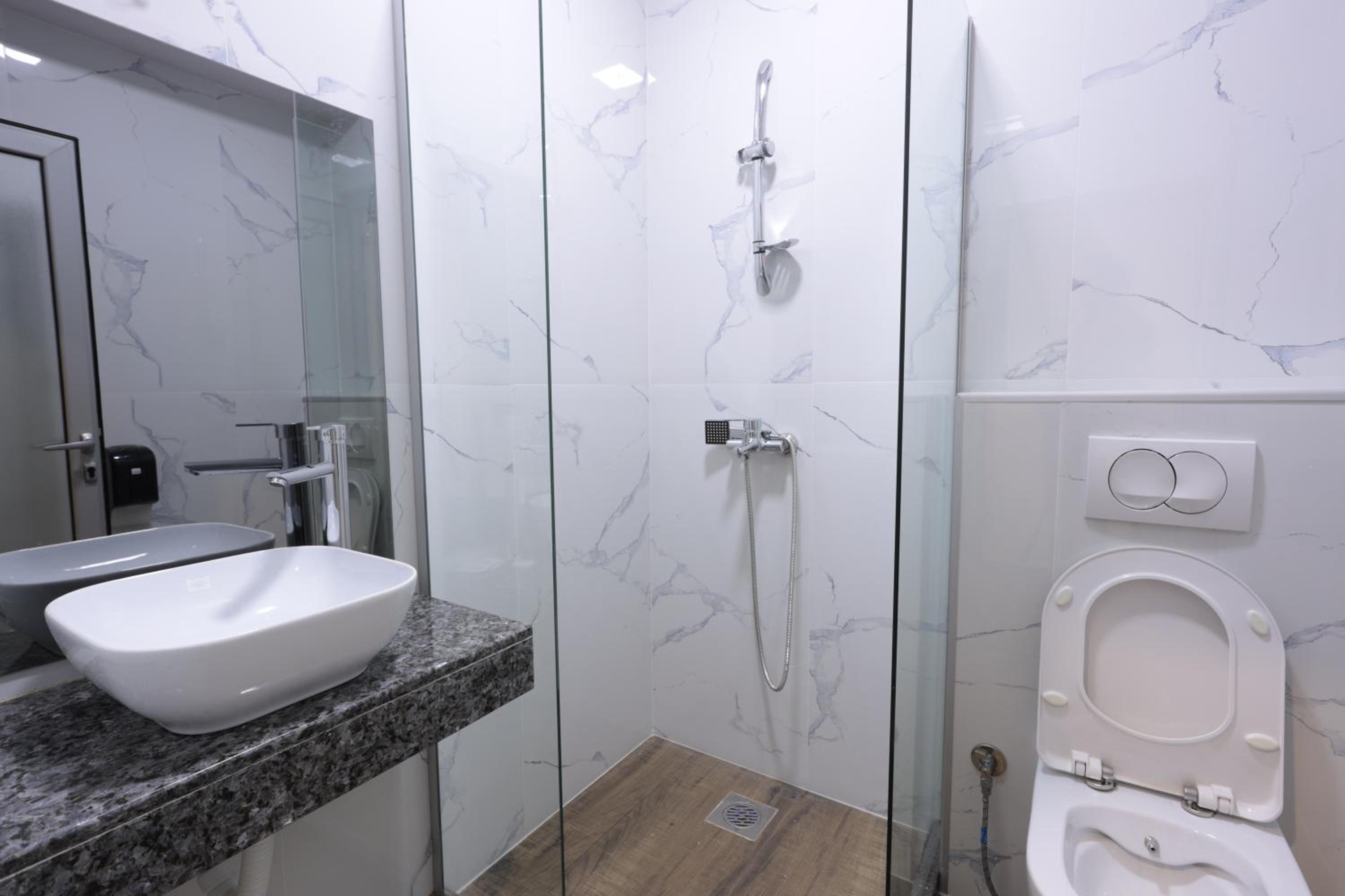 Deluxe Room (2 Adults + 1 Child) photo 2