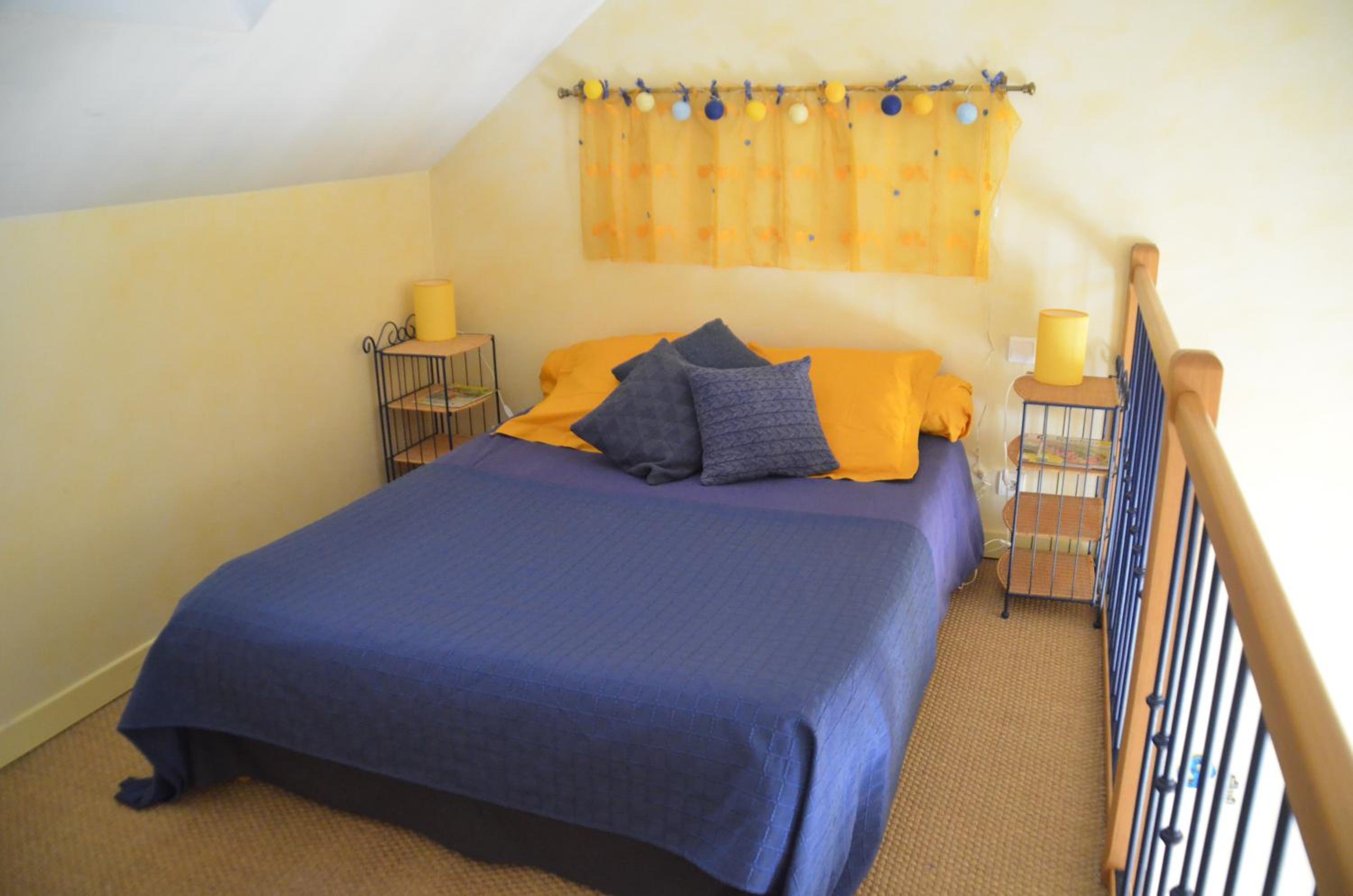 Quadruple Room with Private Bathroom - Photo 1