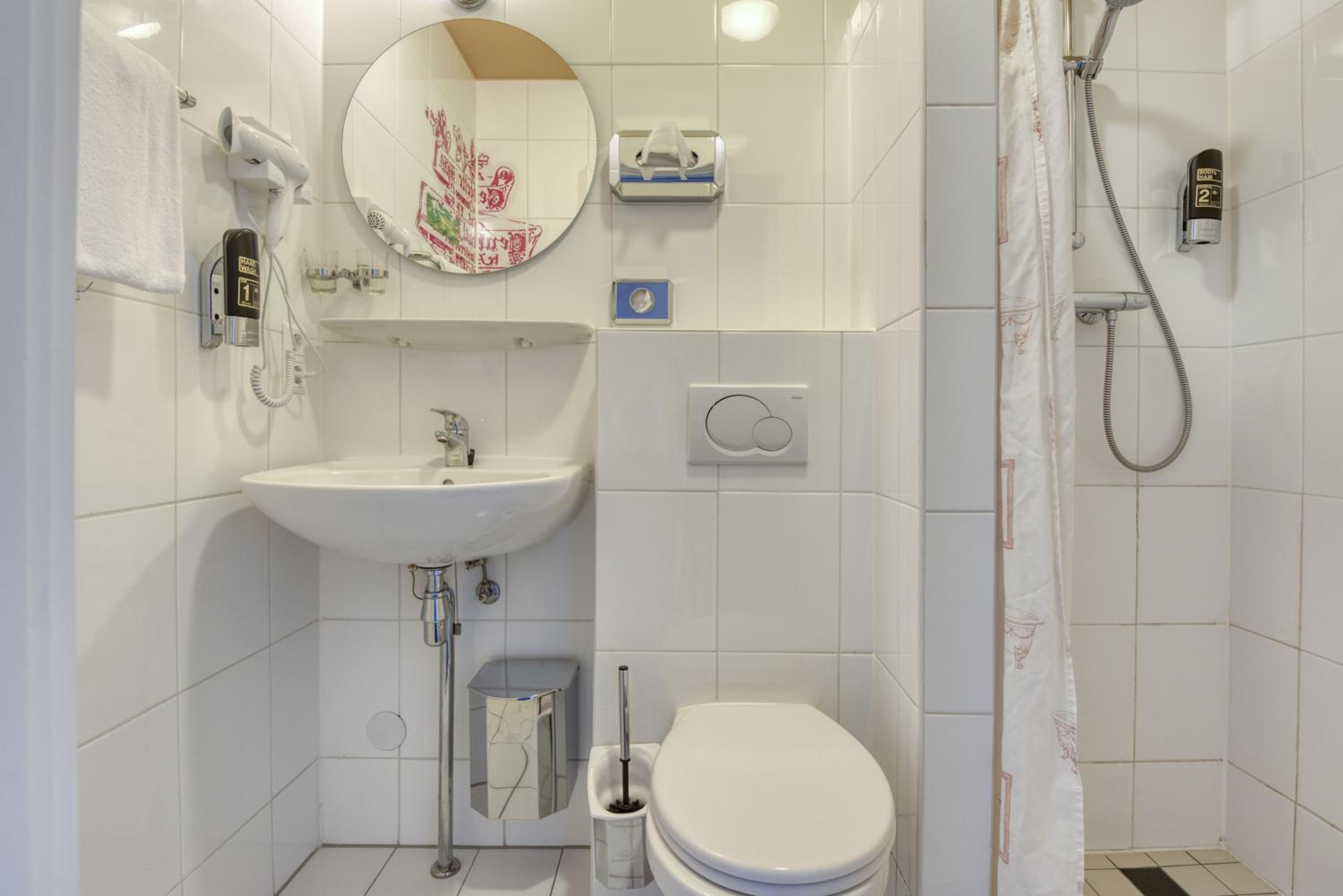 Small Double Room photo 3