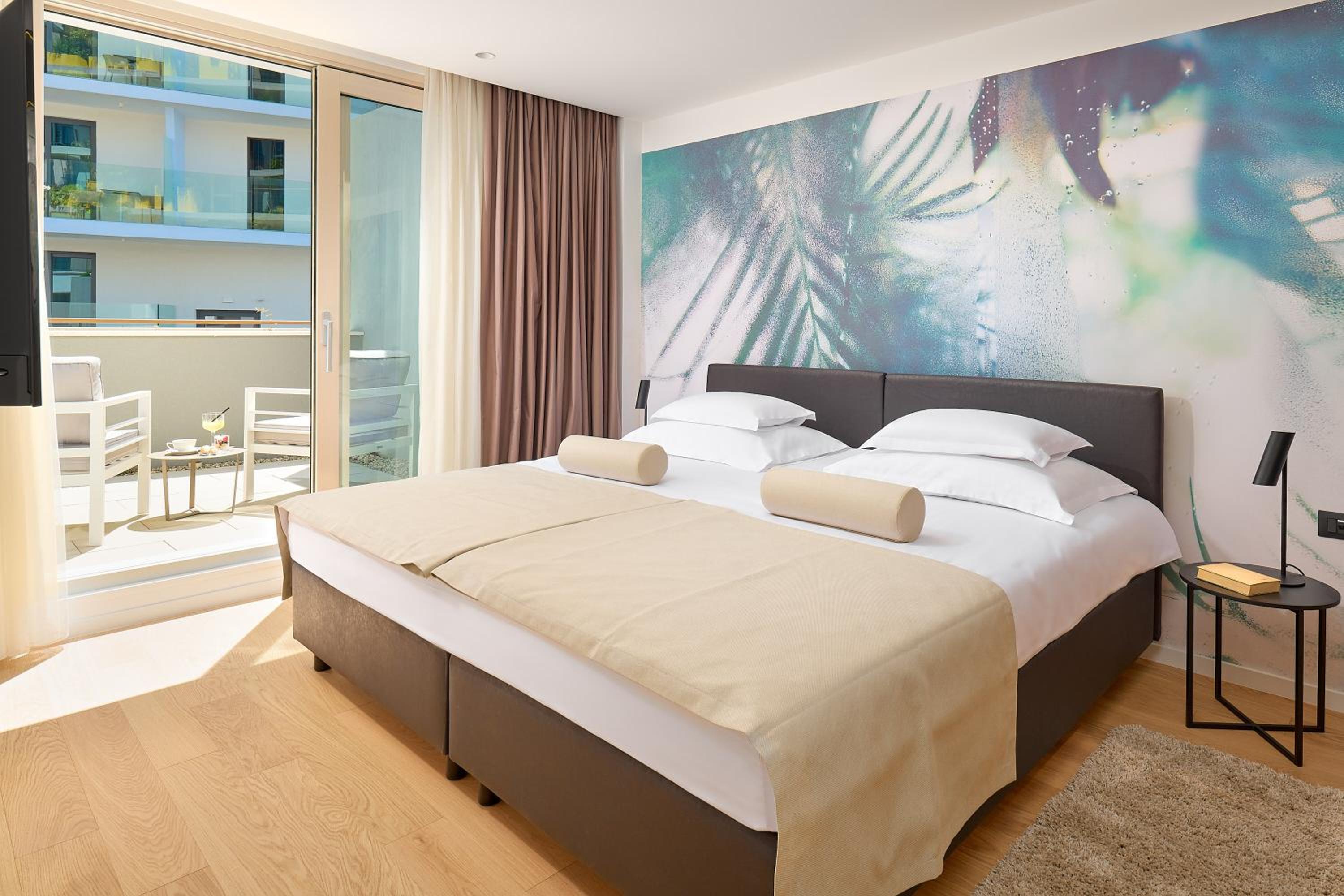 One-Bedroom Apartment with Garden View - Ground Floor