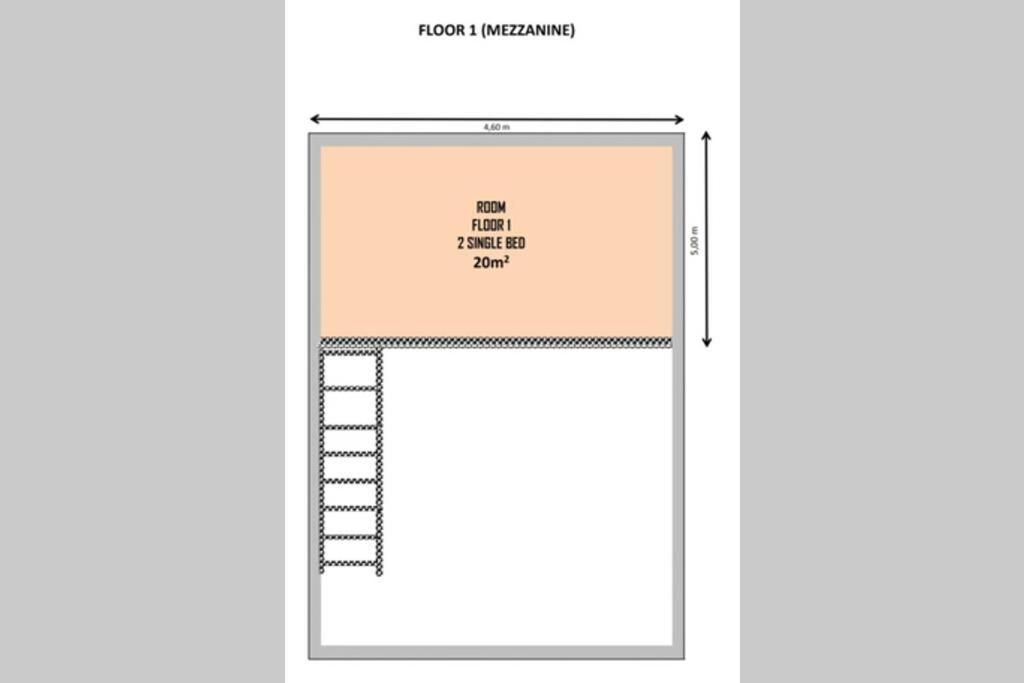 Two-Bedroom House - Photo 18