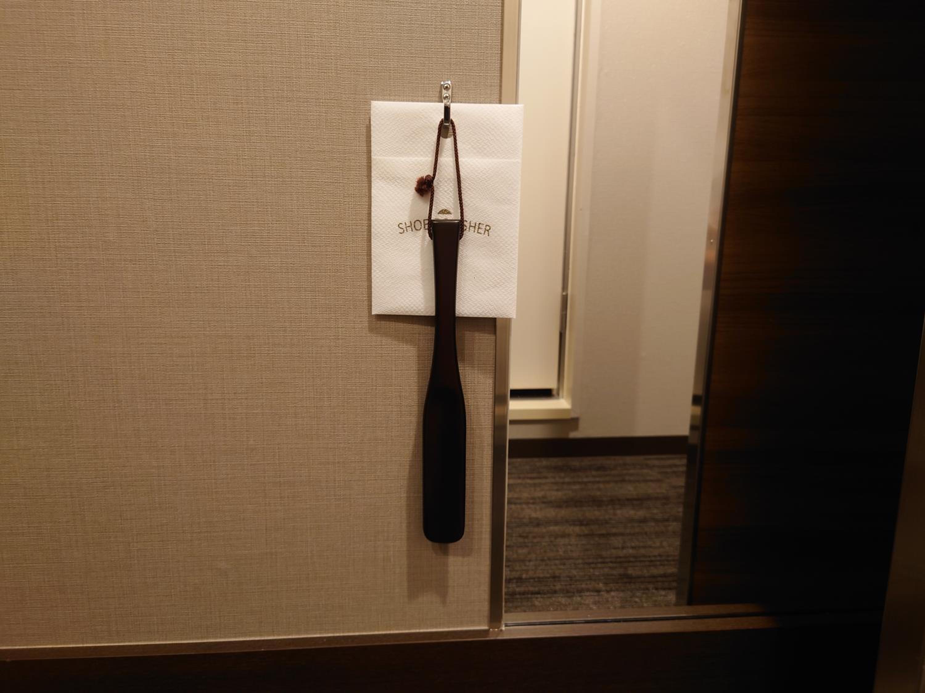 Economy Single Room - Non-Smoking thumbnail 5